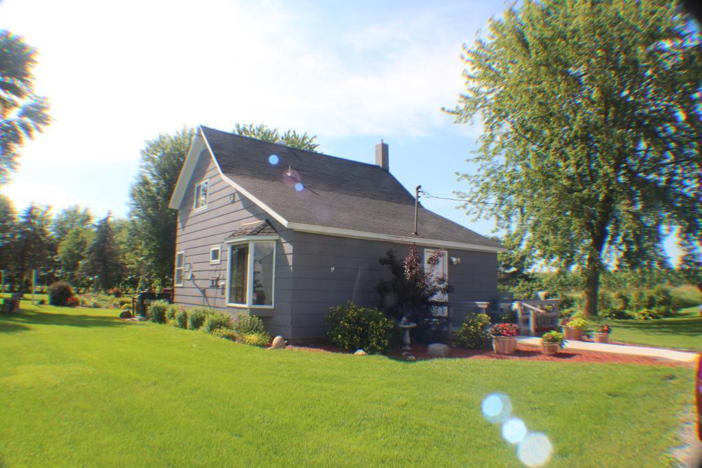 4544 85th Street NE