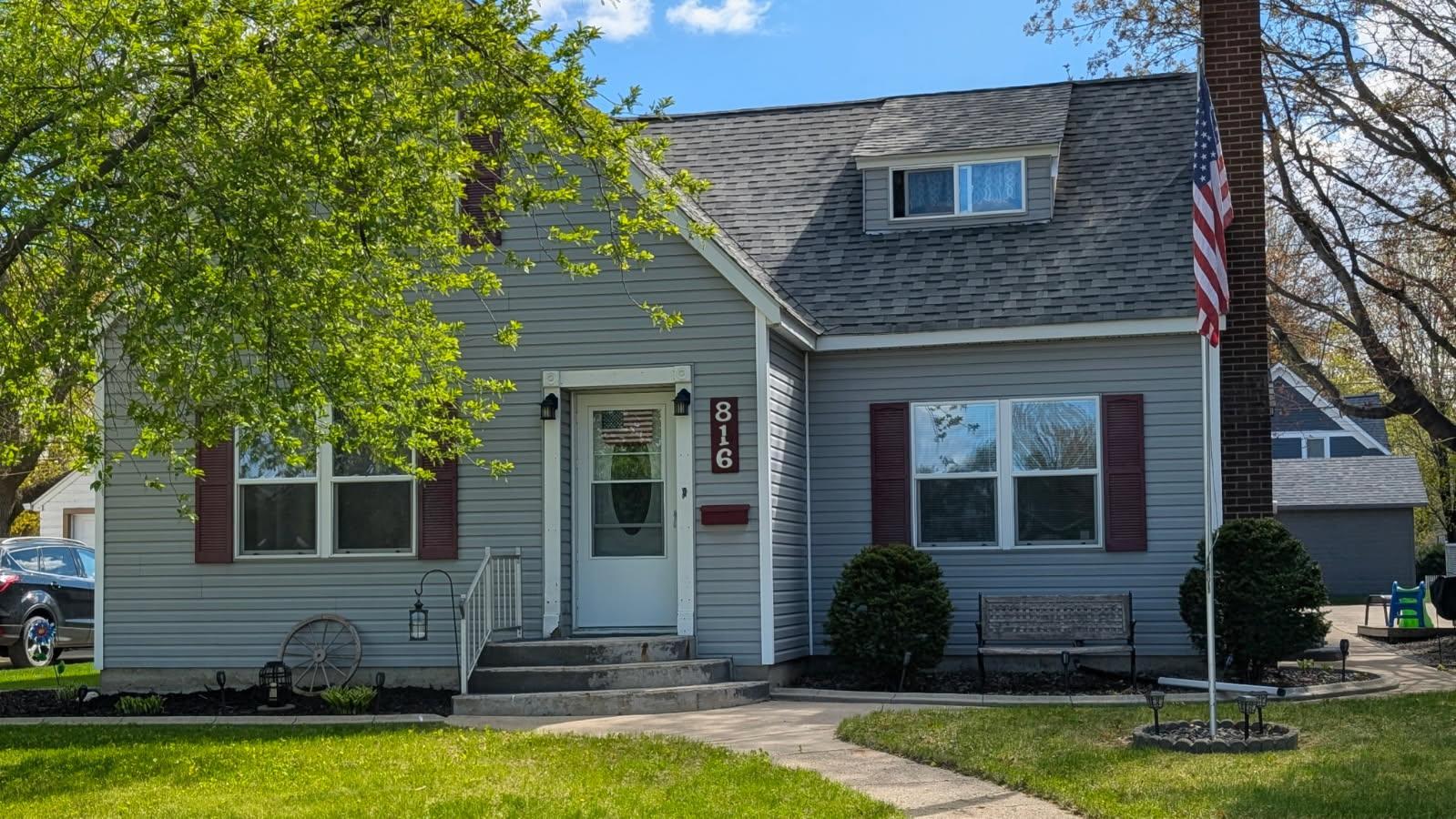 816 N 3rd Street