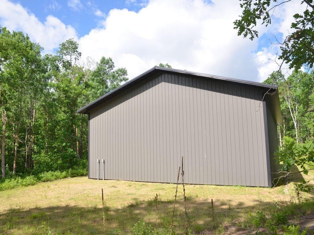 21606 Elmwood Circle