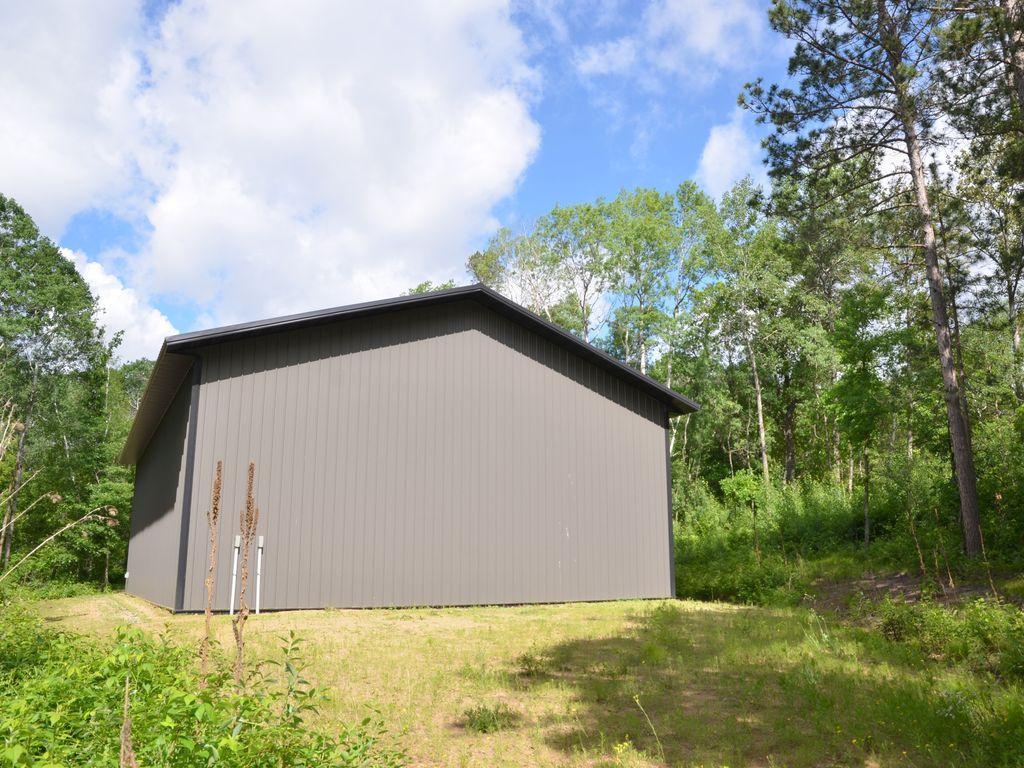 21606 Elmwood Circle