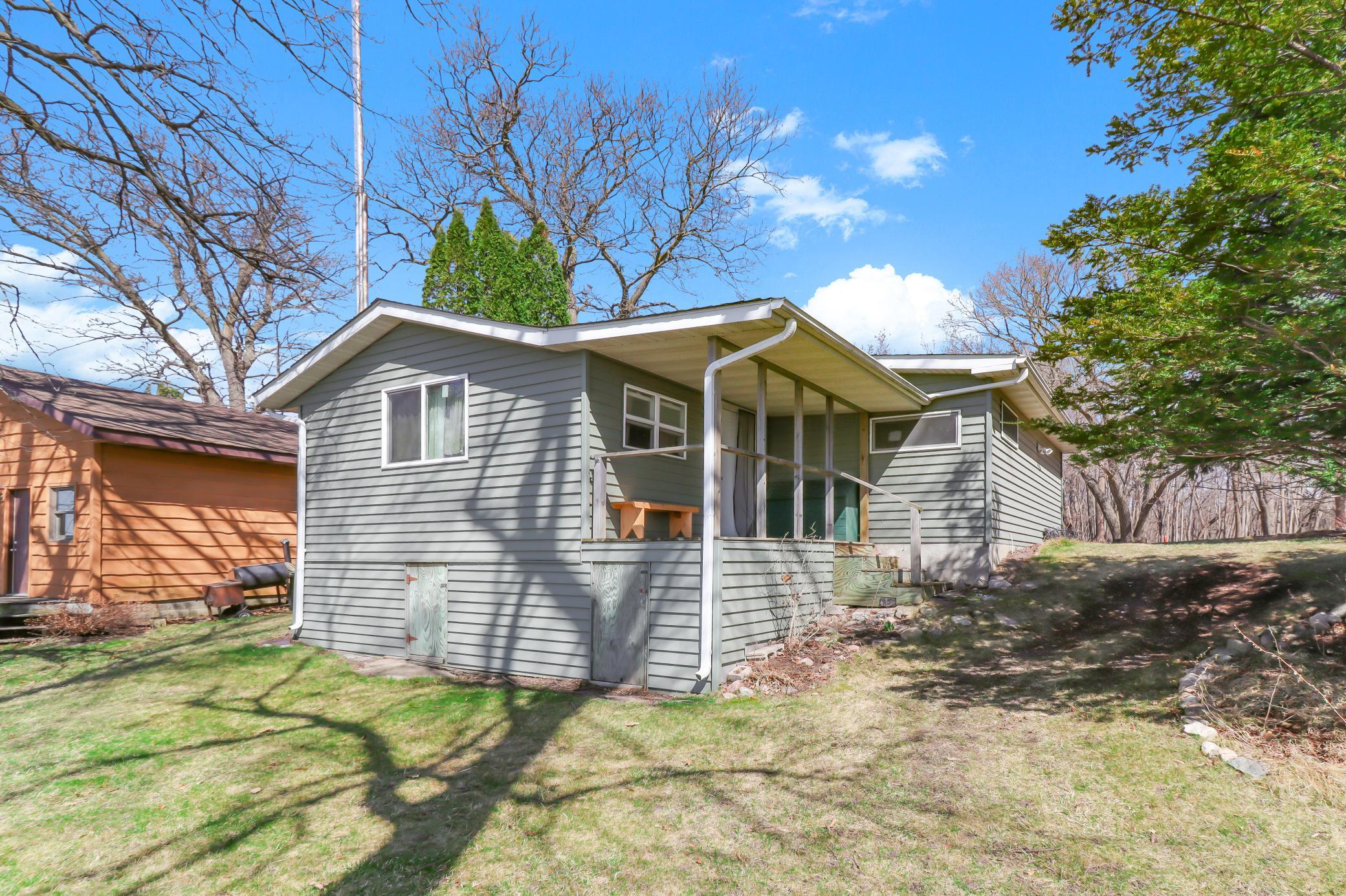 14783 Old Lake Road