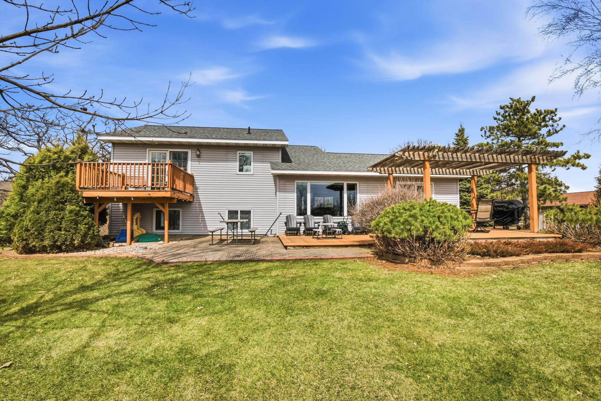 12323 212th Avenue NE
