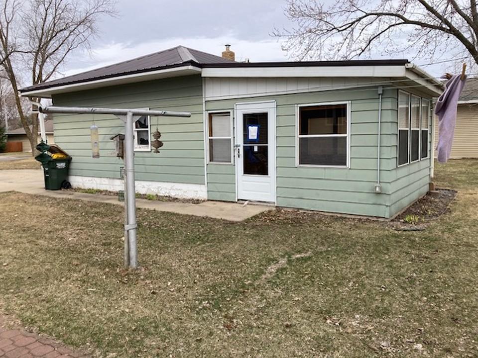 633 Stearns Avenue