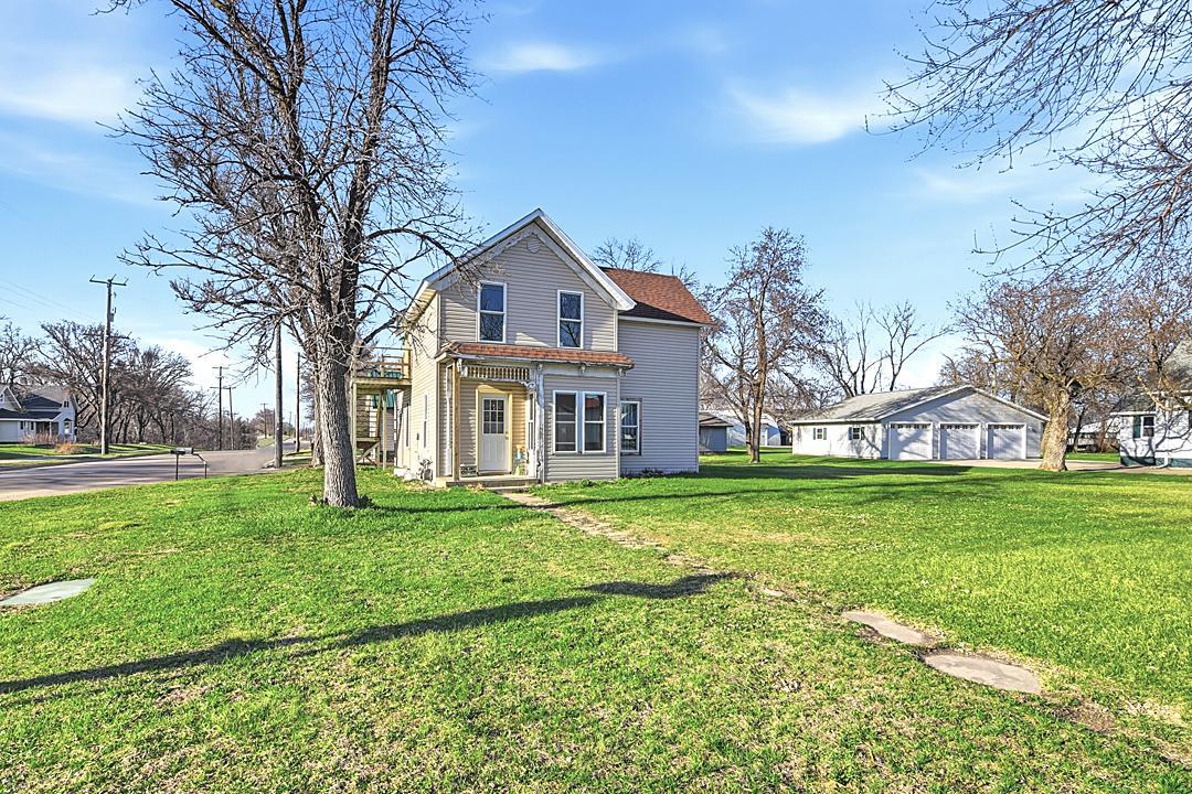 301 Minnie Street, Paynesville, MN