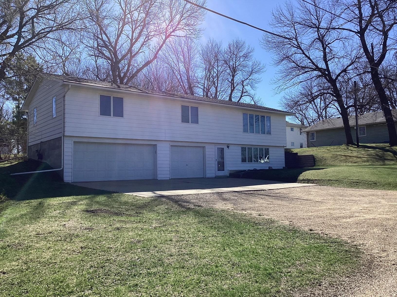 2418 Main Street W