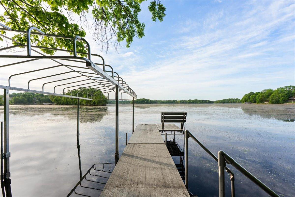 21165 Elkview Circle, Richmond, MN