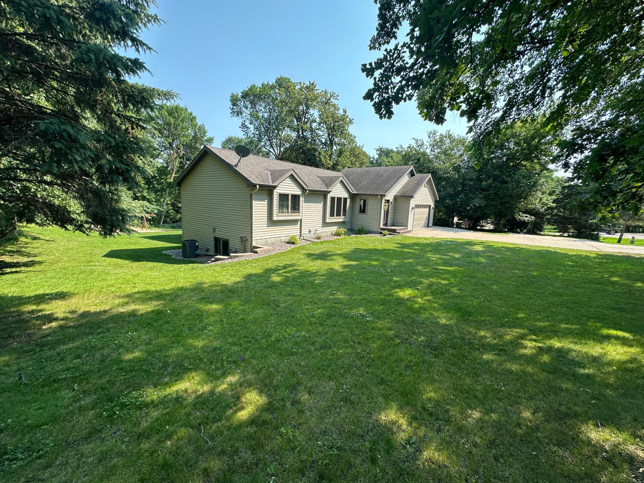 9 Nakota Drive NE