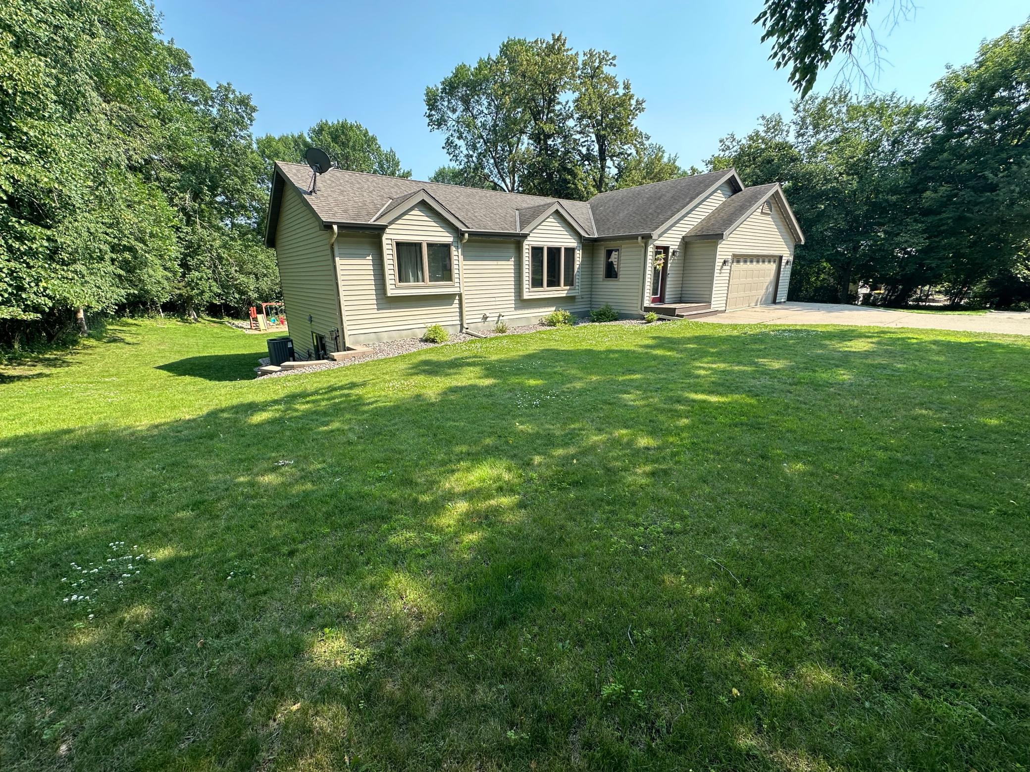 9 Nakota Drive NE