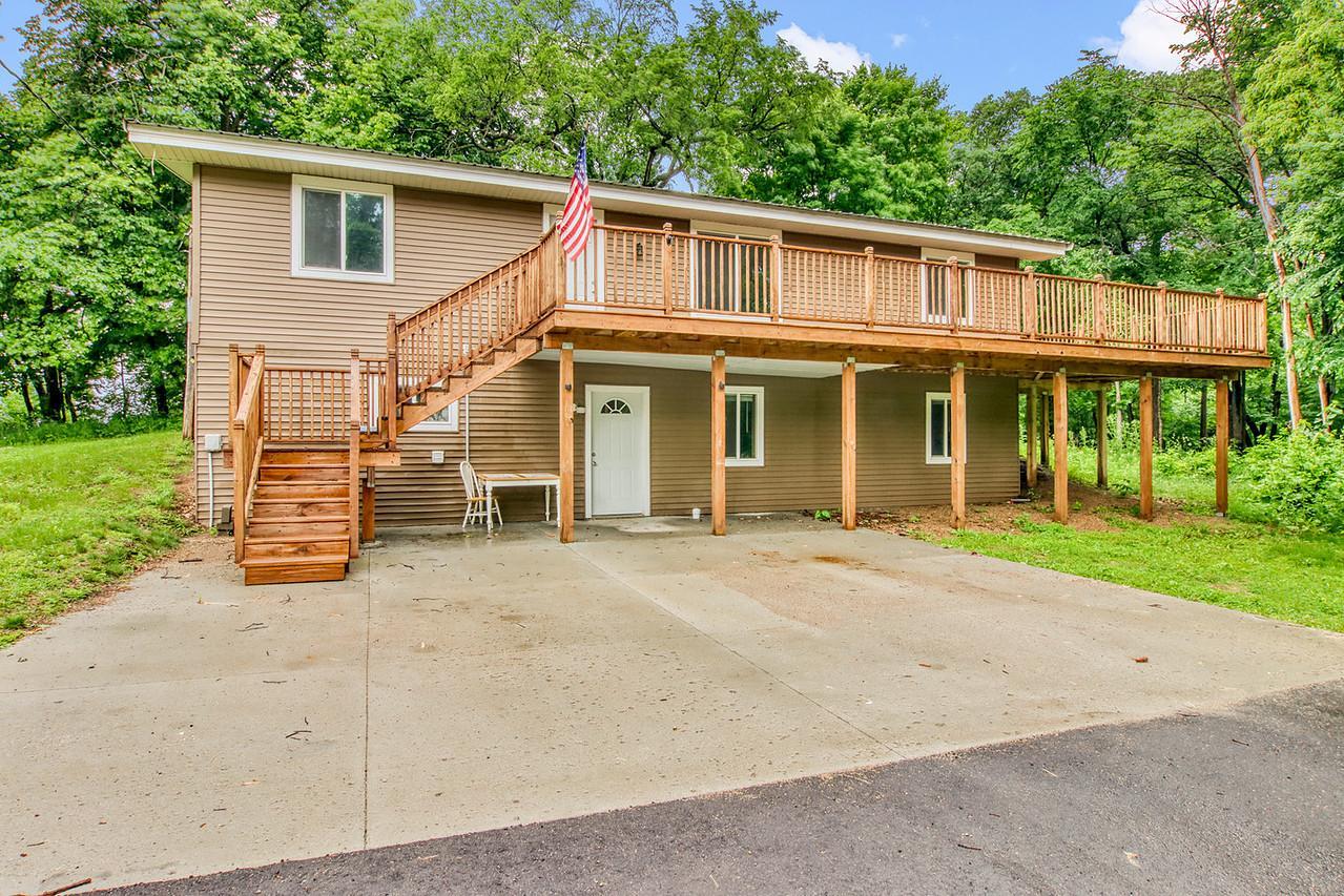41621 County Highway 41