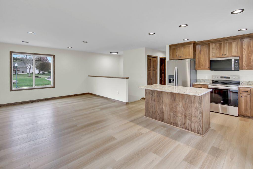 1508 3rd Street S