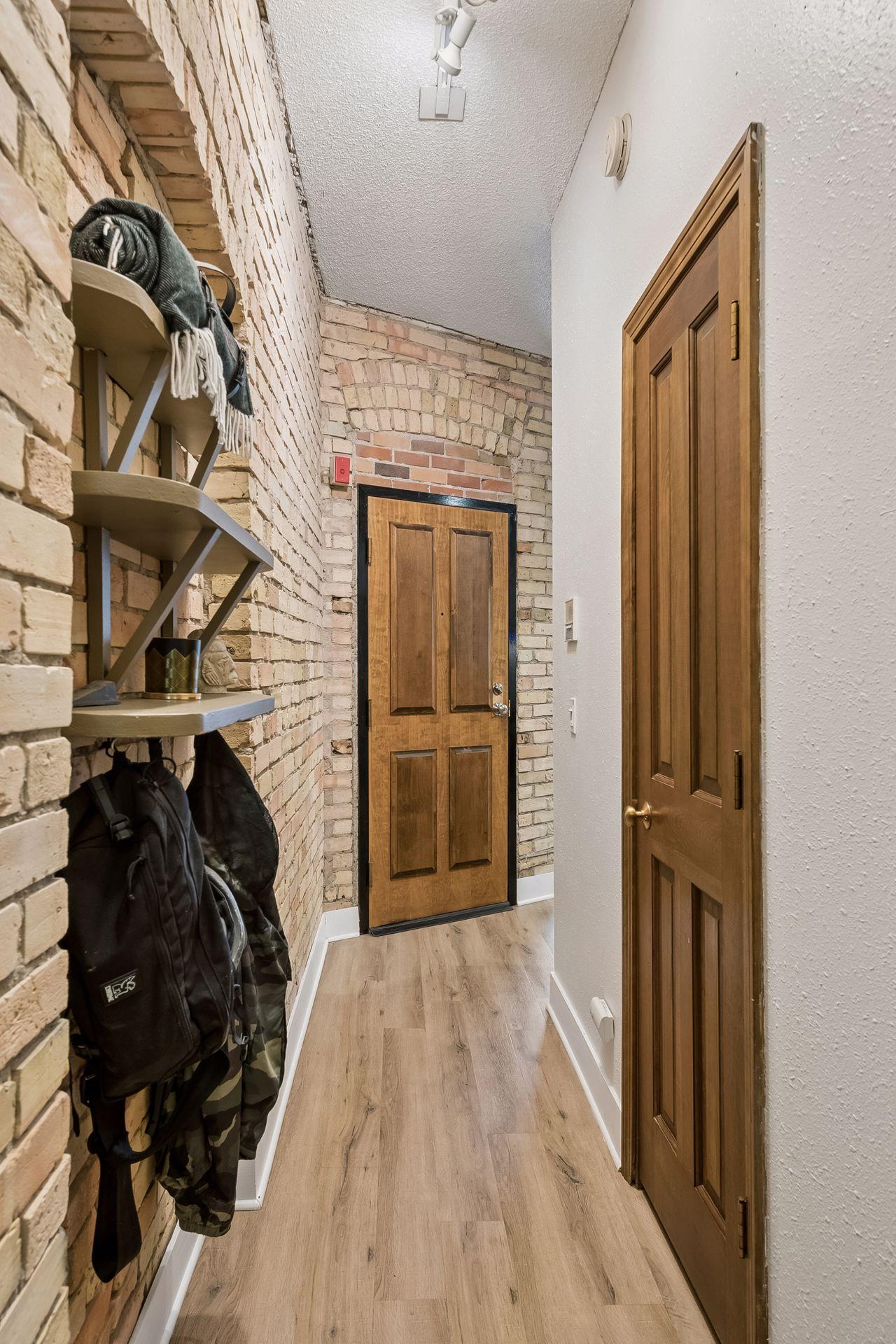 601 S 9th Street