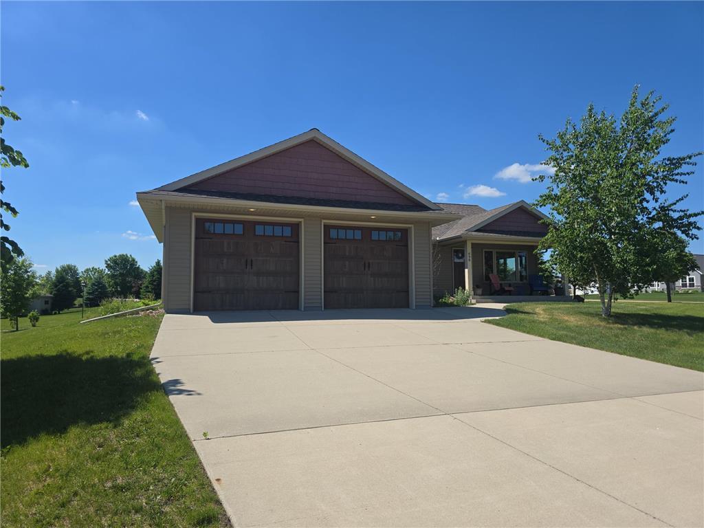 698 Westland Lane, New London, MN