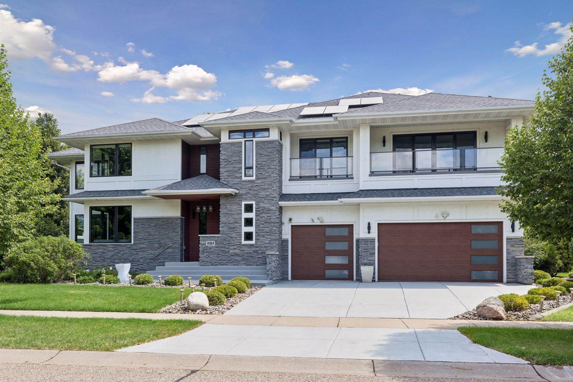 10964 Bentwater Lane