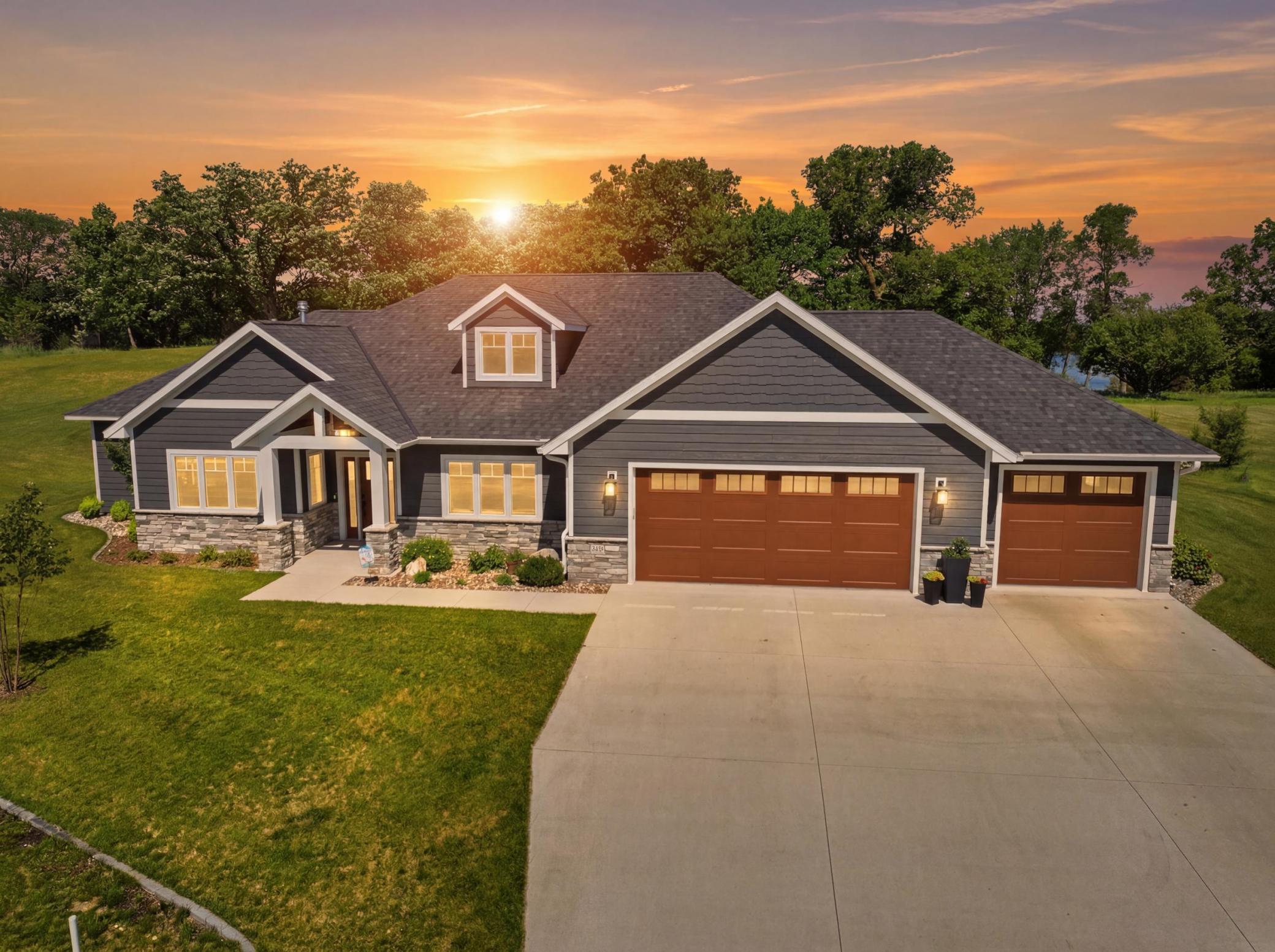 620 Loretta Circle, Spicer, MN