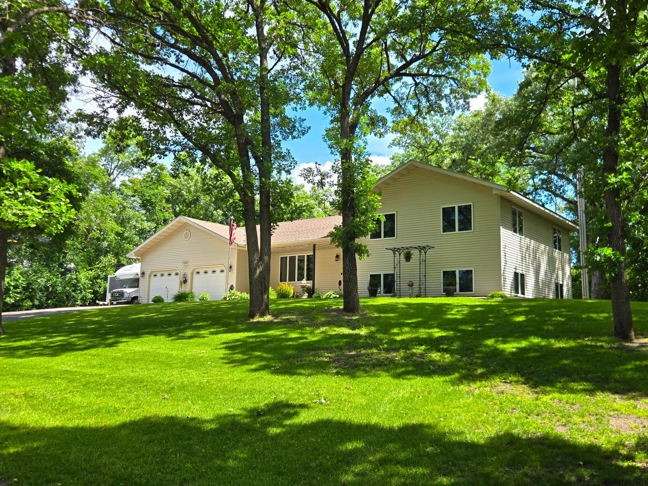 30099 Conita Circle, Paynesville, MN