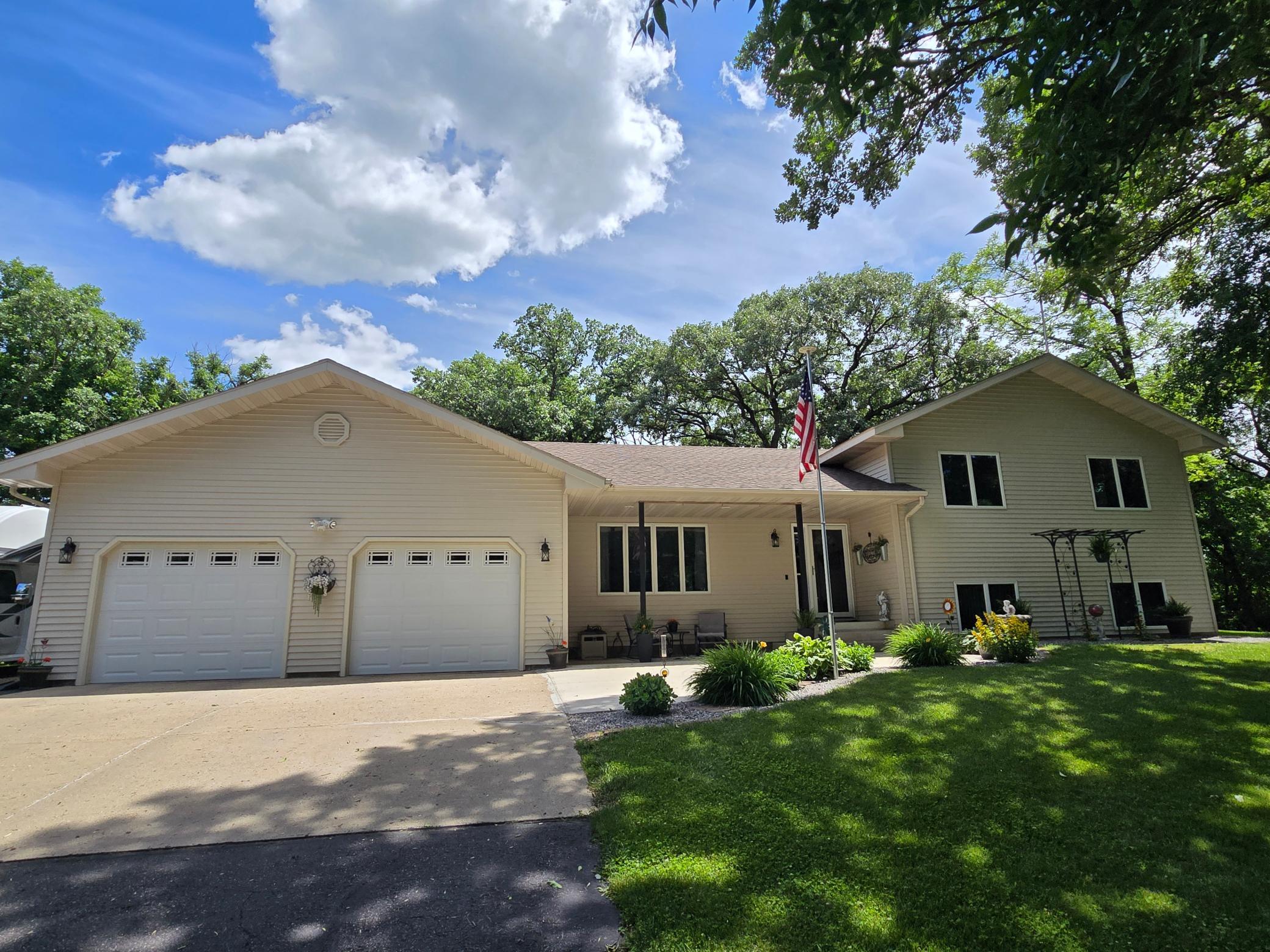 30099 Conita Circle, Paynesville, MN