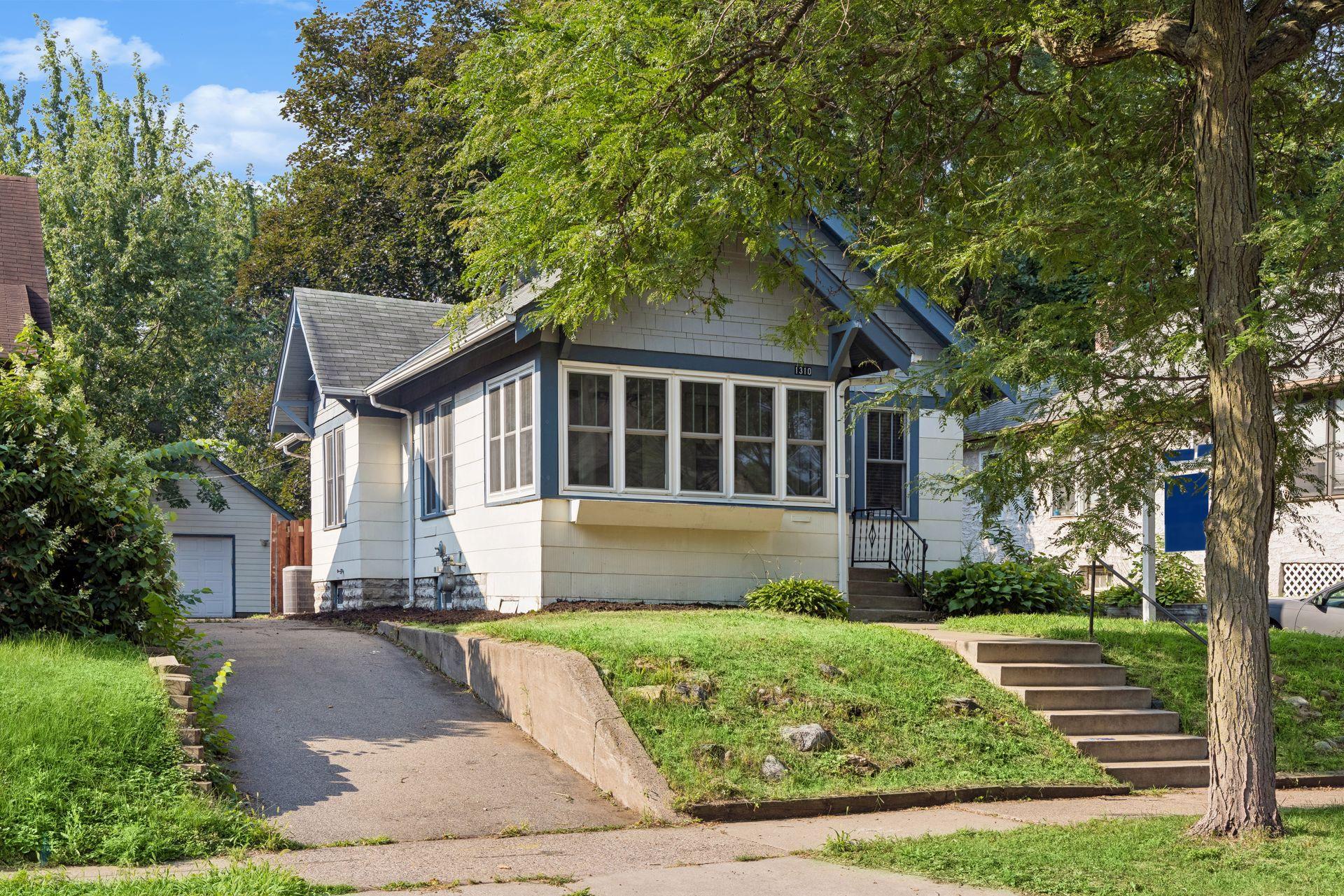 1310 Seminary Avenue