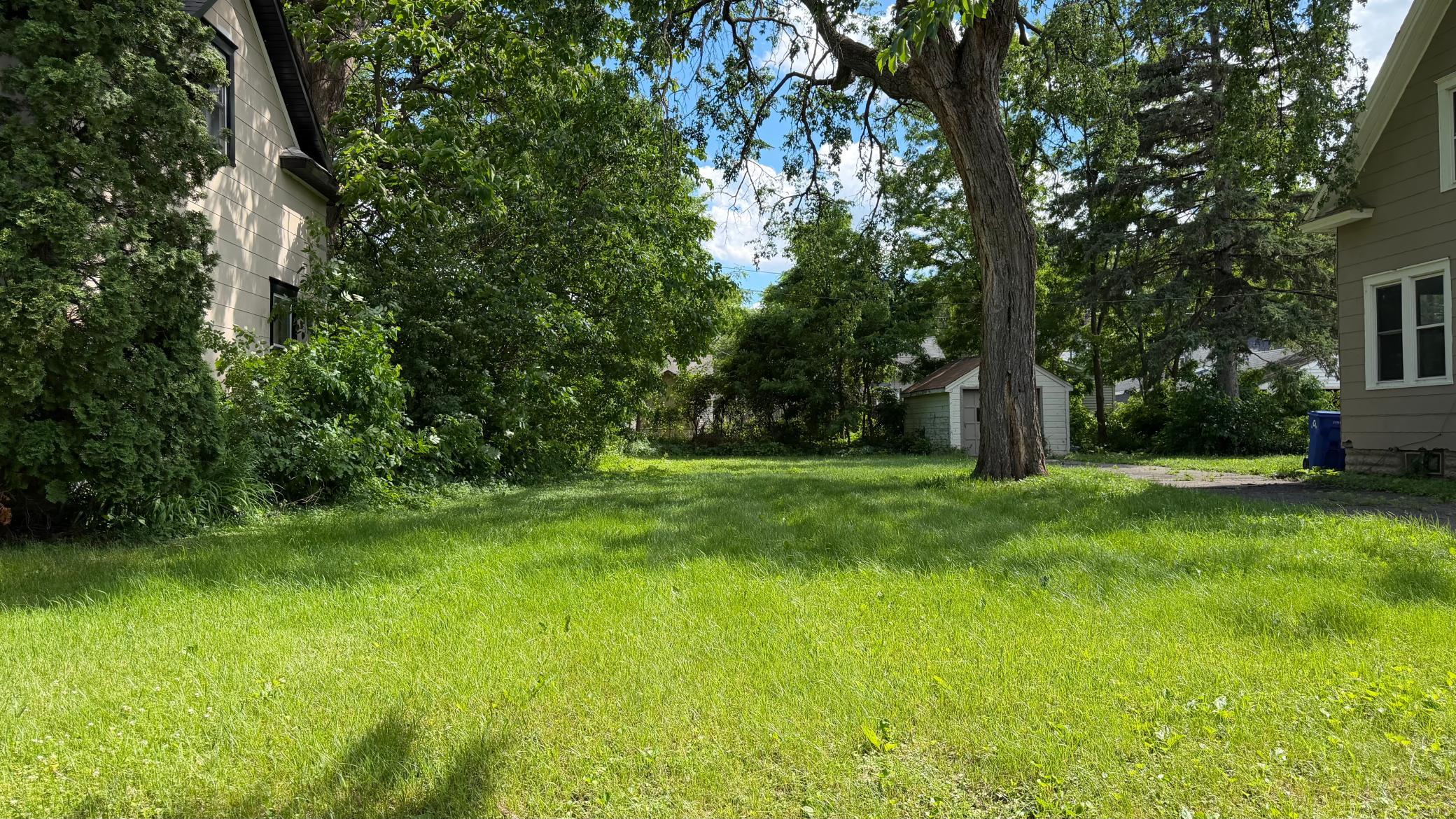 13xx Hewitt Avenue