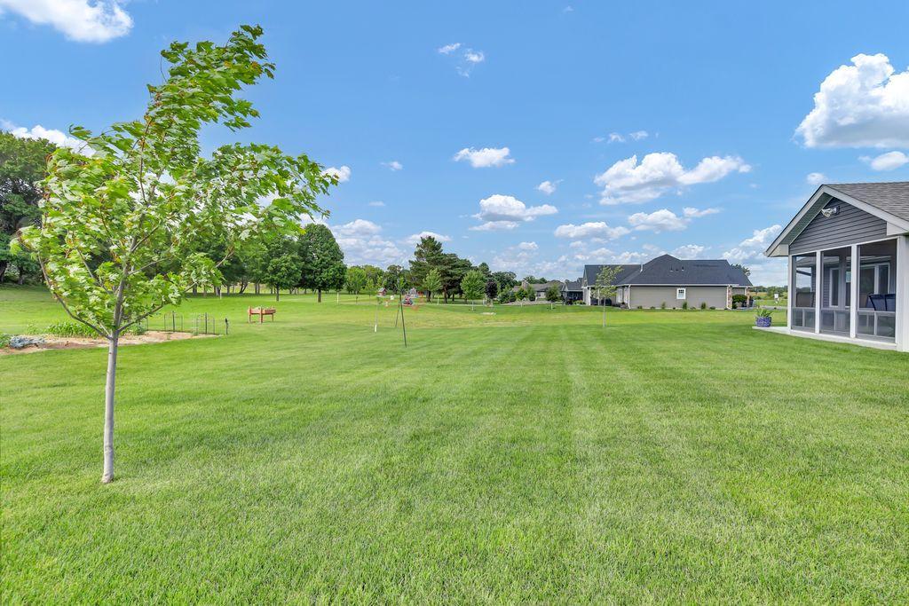 2007 River Links Drive