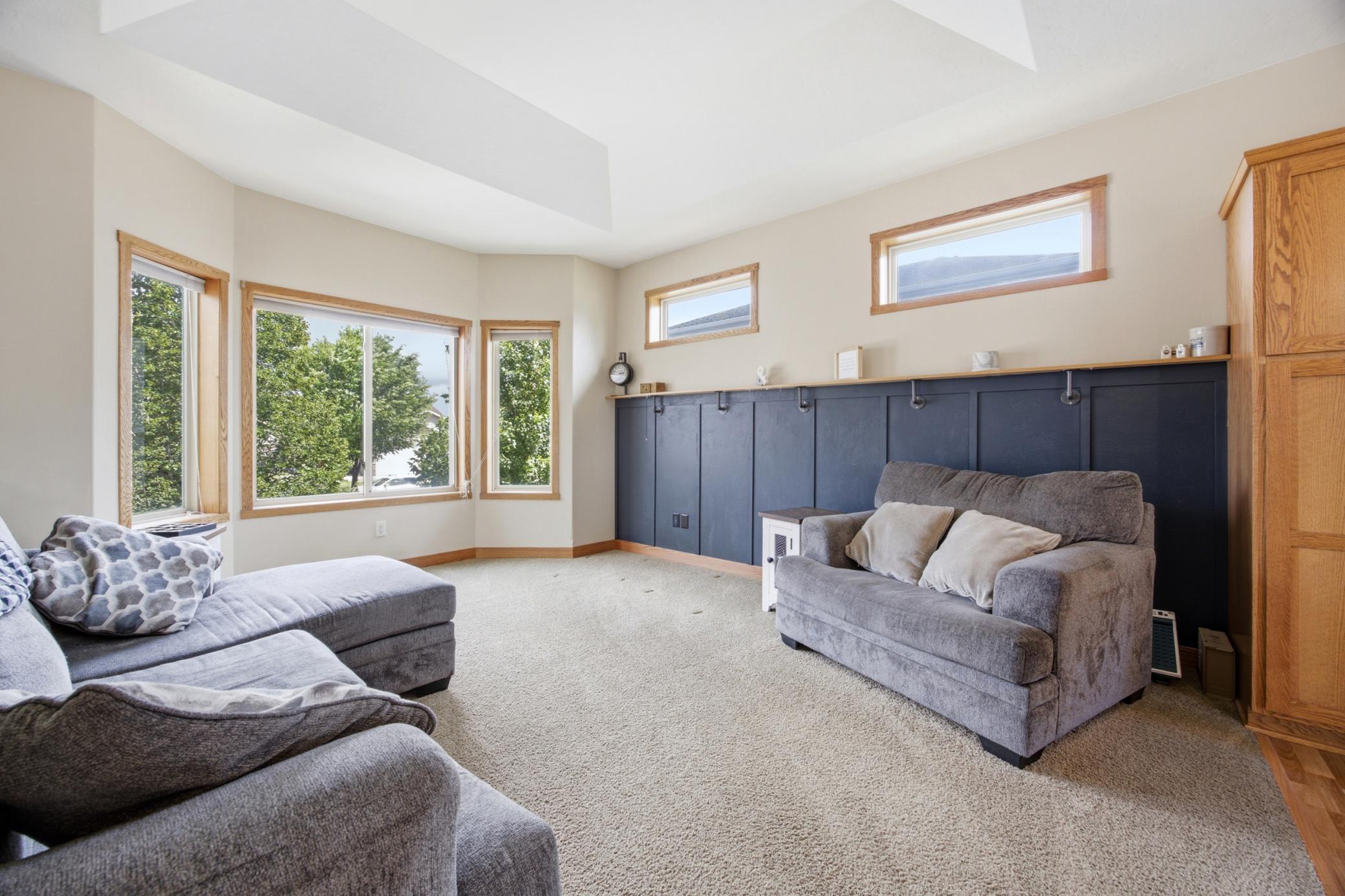 1403 35th Street Circle S