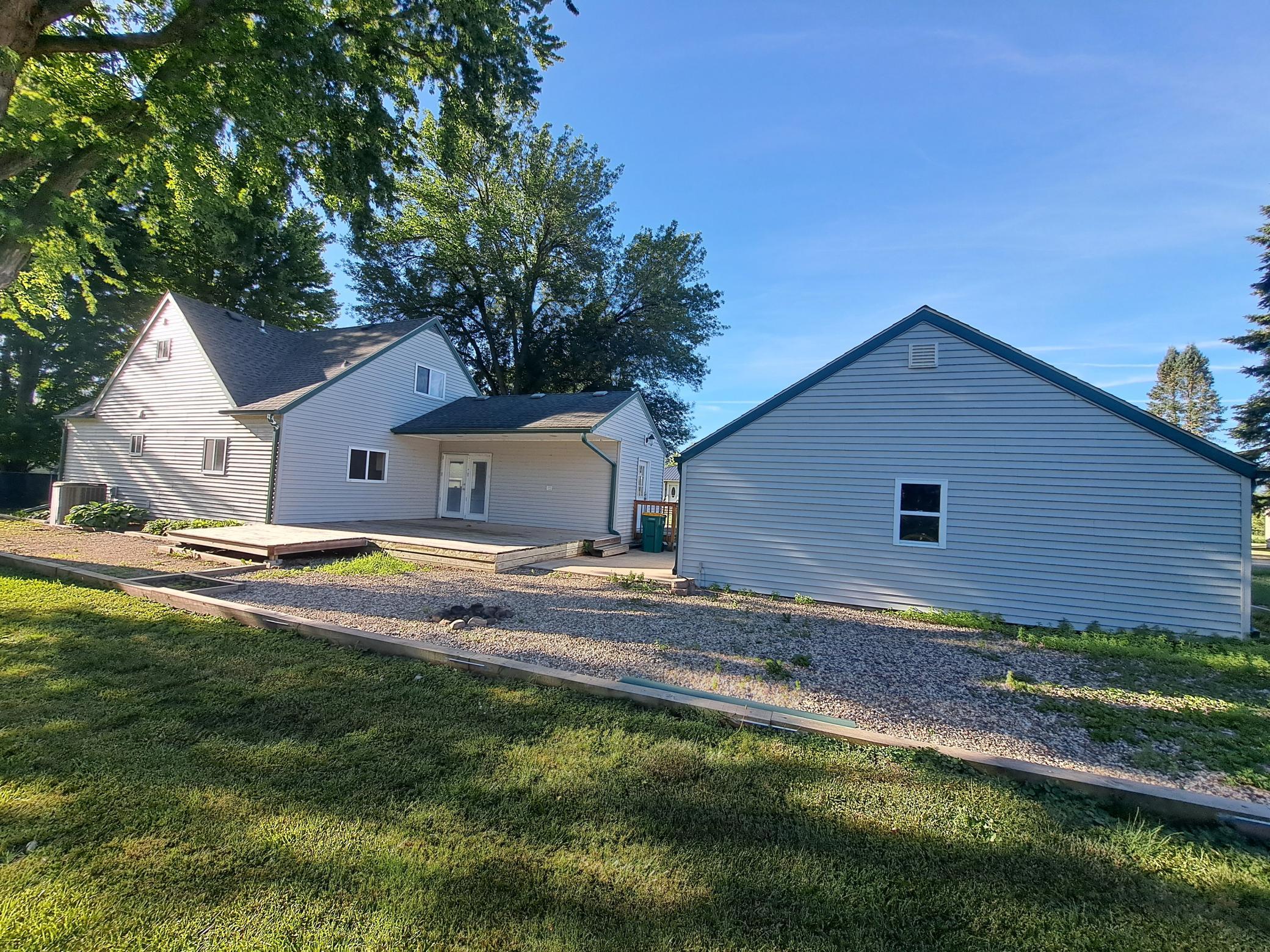 705 Glenview Drive