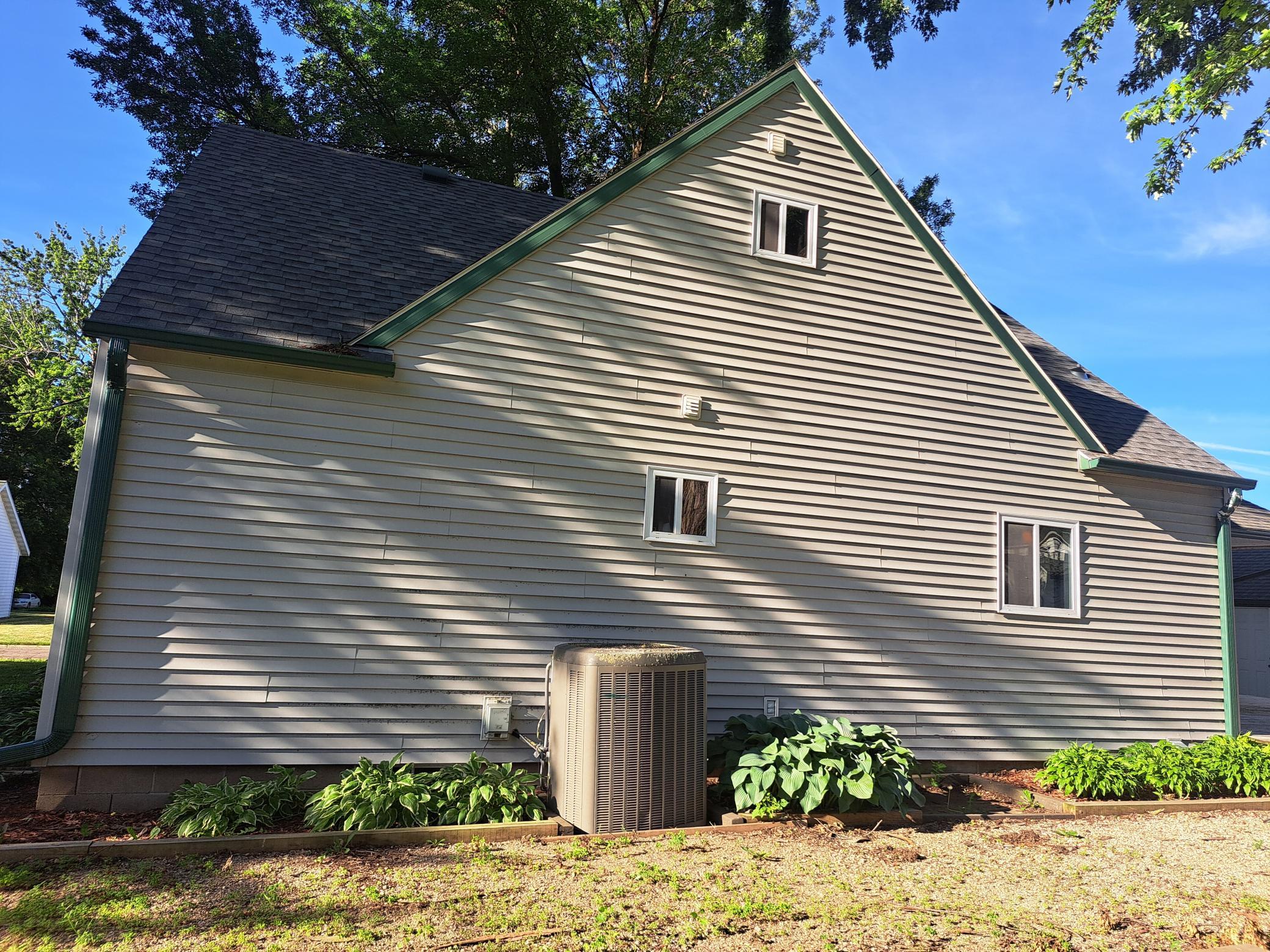 705 Glenview Drive