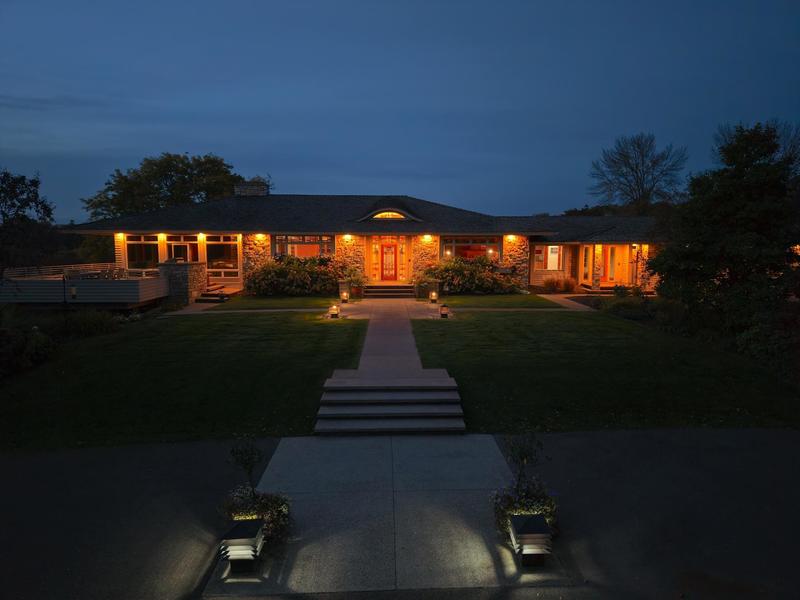 1492 Homestead Trail
