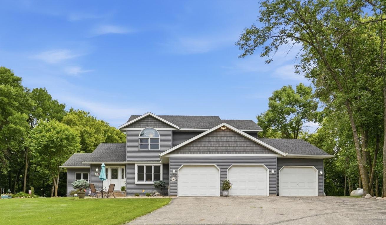 10920 N Shore Drive, Spicer, MN