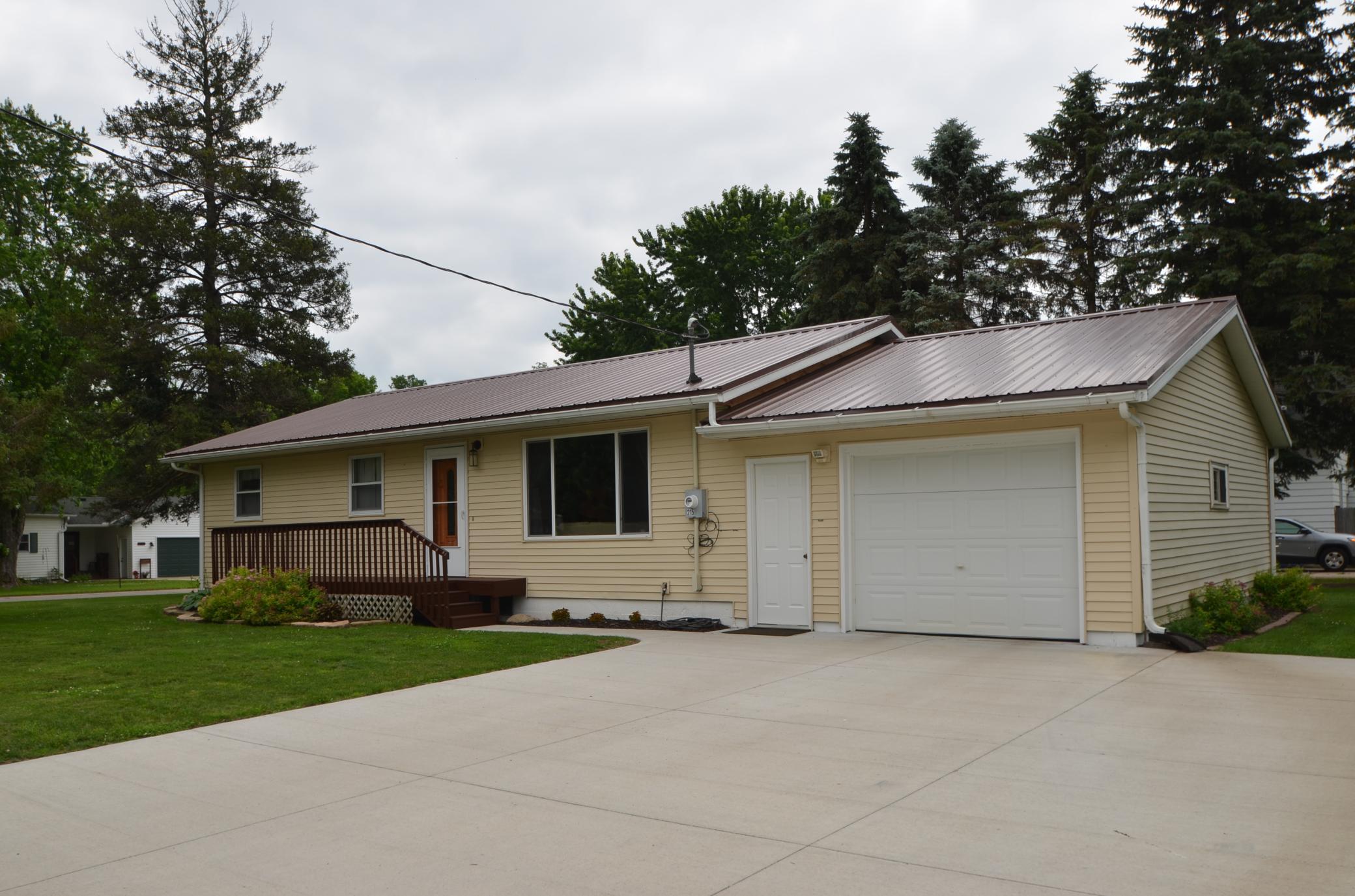 215 Rails Avenue W, Eden Valley, MN