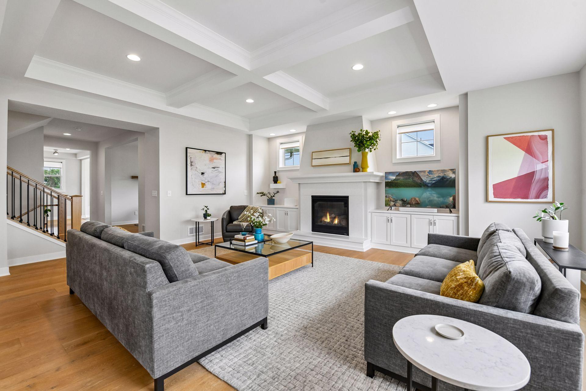 5500 Rolling Hills Parkway