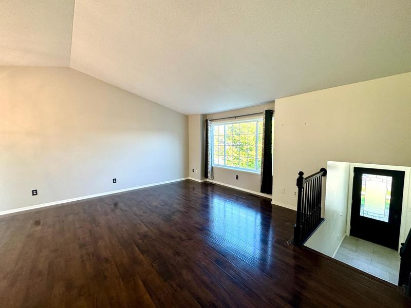 600 4th Street NE