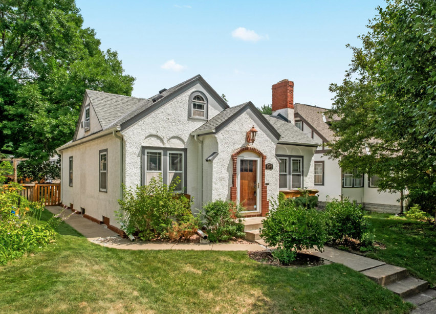 3023 Ulysses Street NE