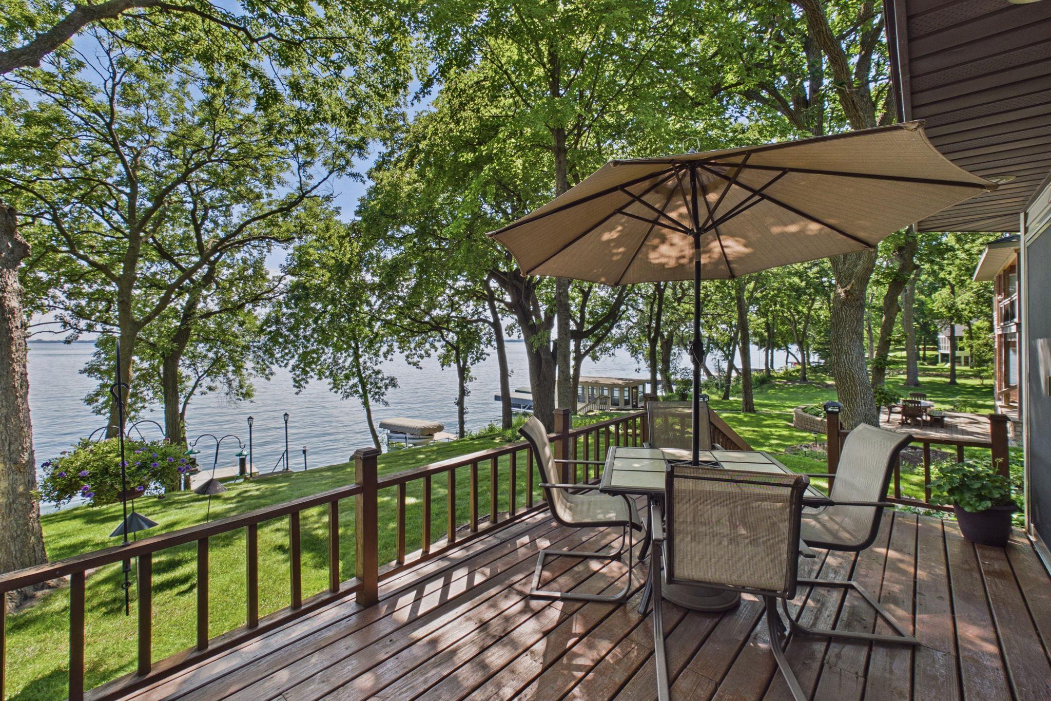 12231 N Shore Drive