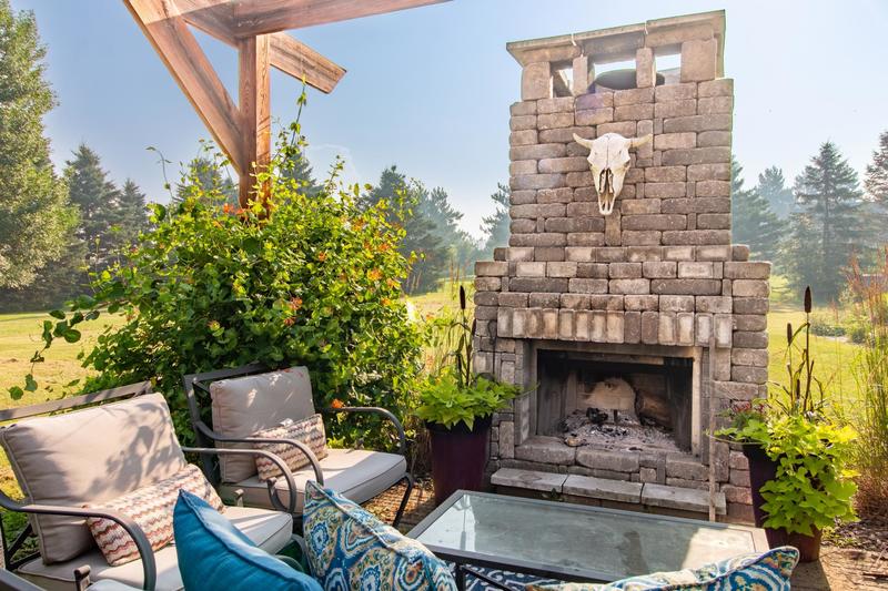12480 212th Avenue NE, New London, MN