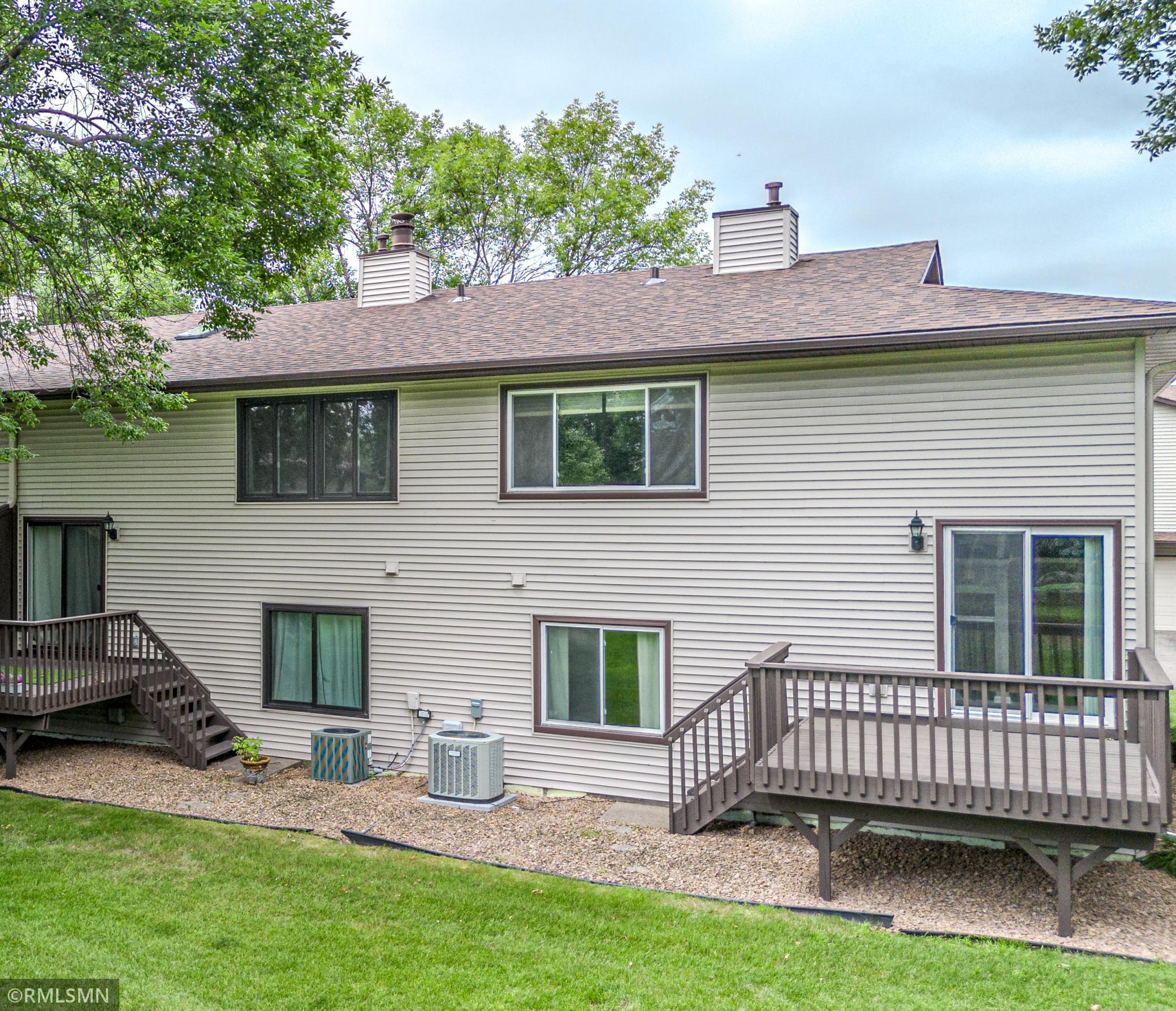 8824 N Maplebrook Court