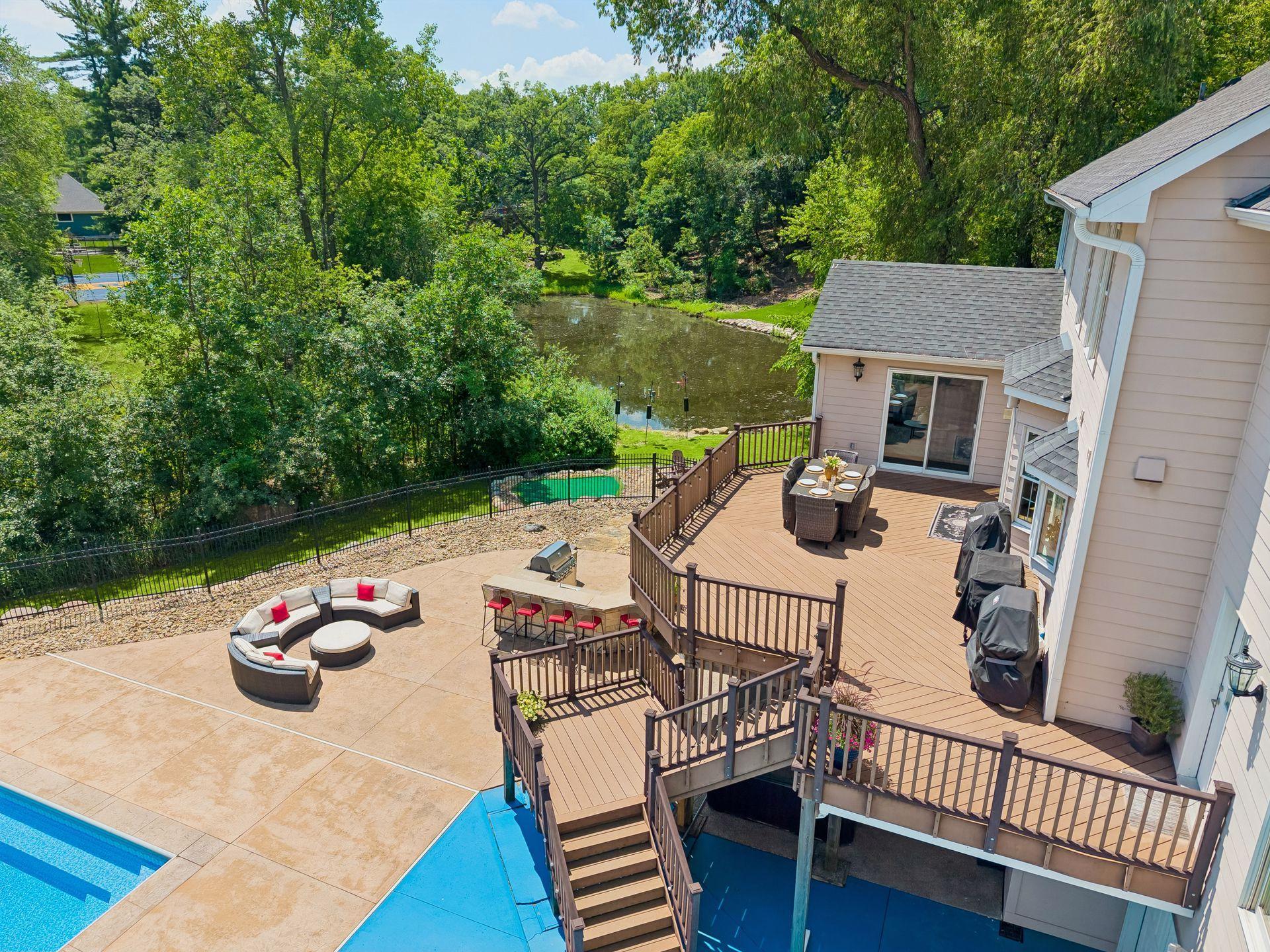 2012 Pine Ridge Drive