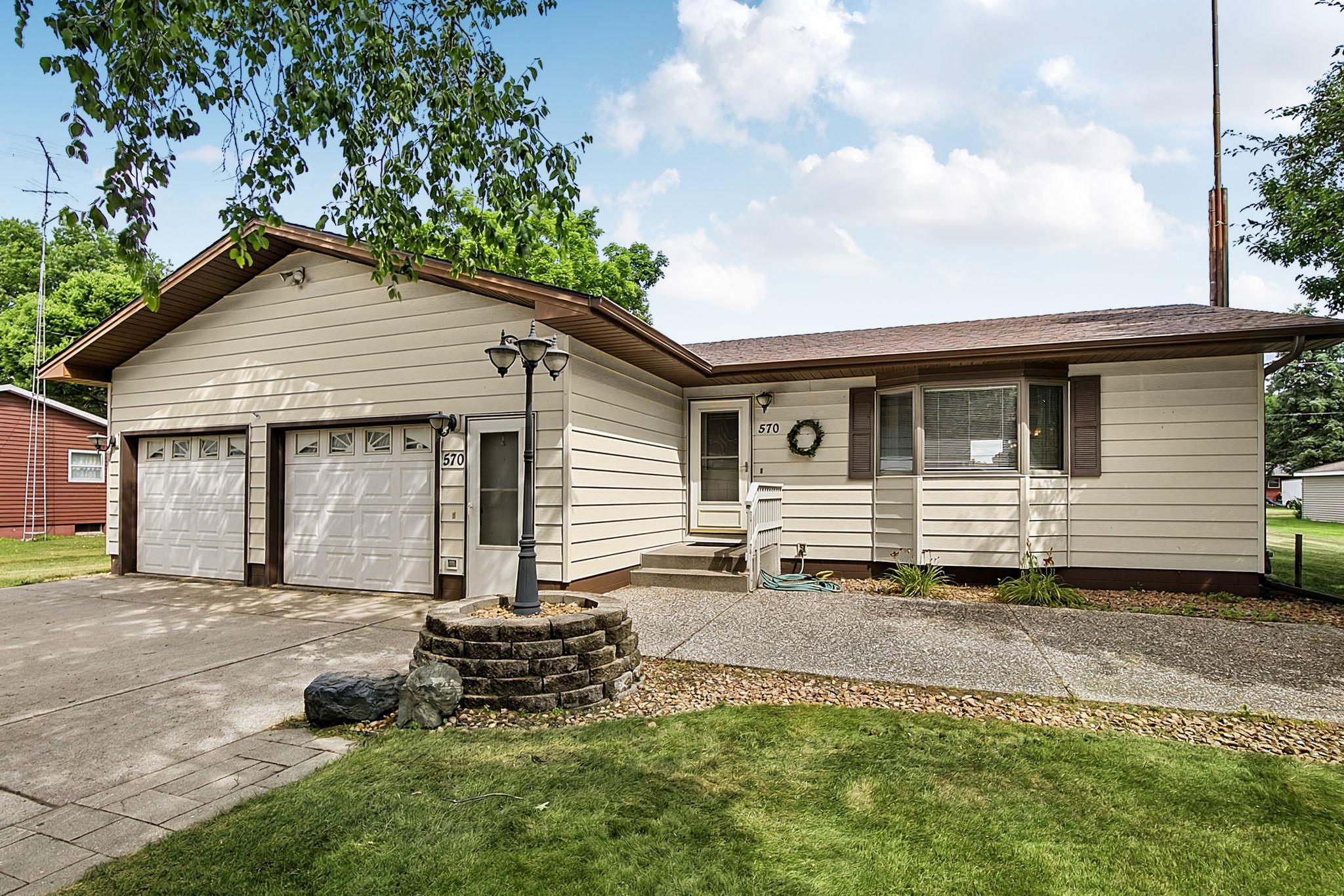 570 3rd Street NW, Richmond, MN