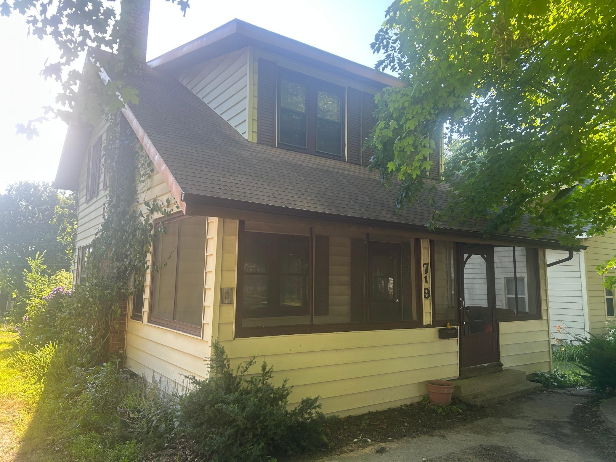 719 N Union Avenue