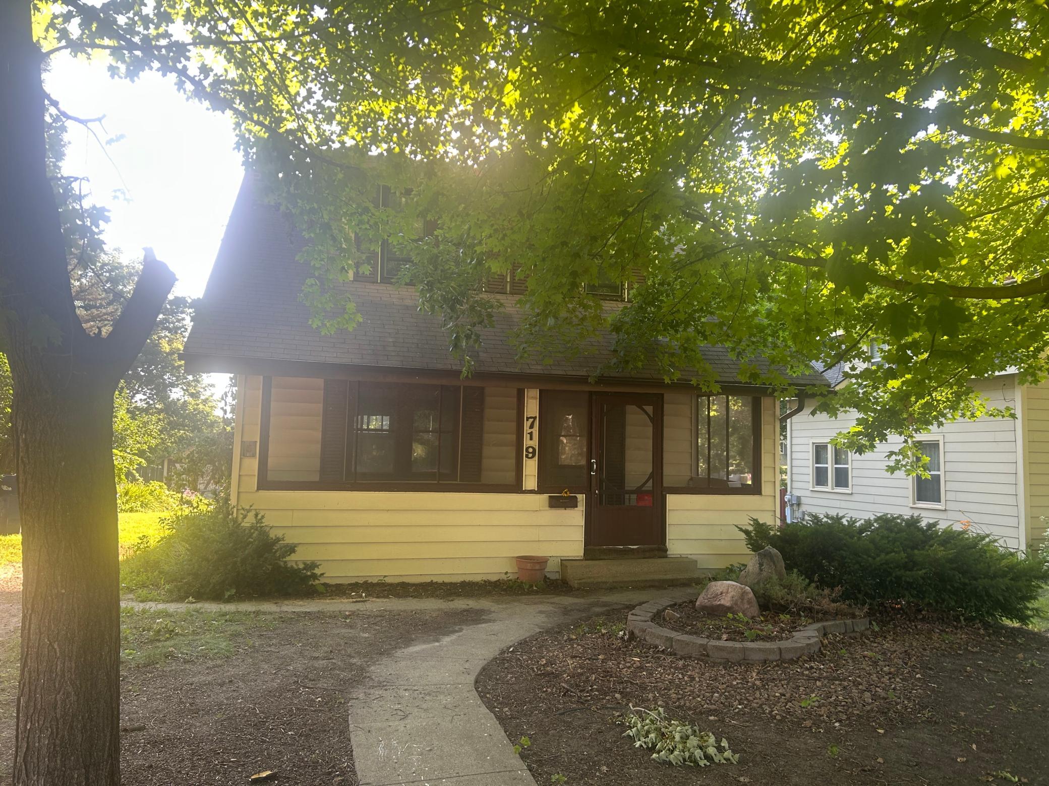 719 N Union Avenue