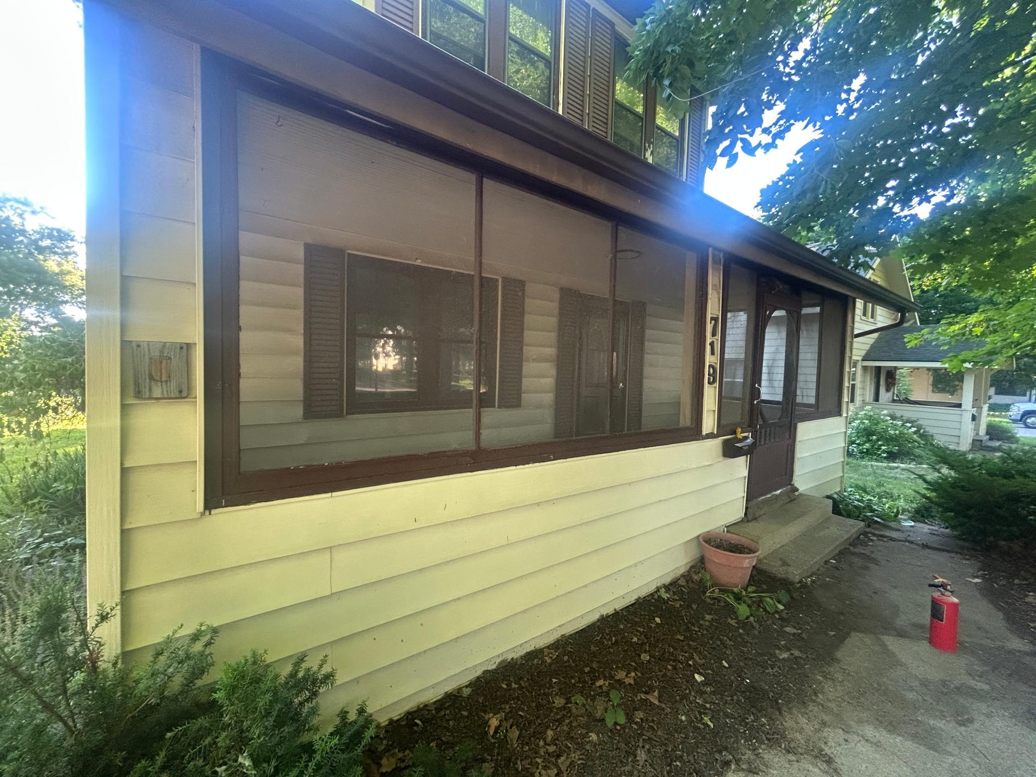 719 N Union Avenue