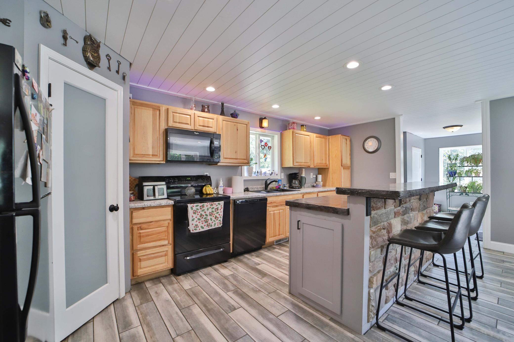 1040 Big Bear Trail SW