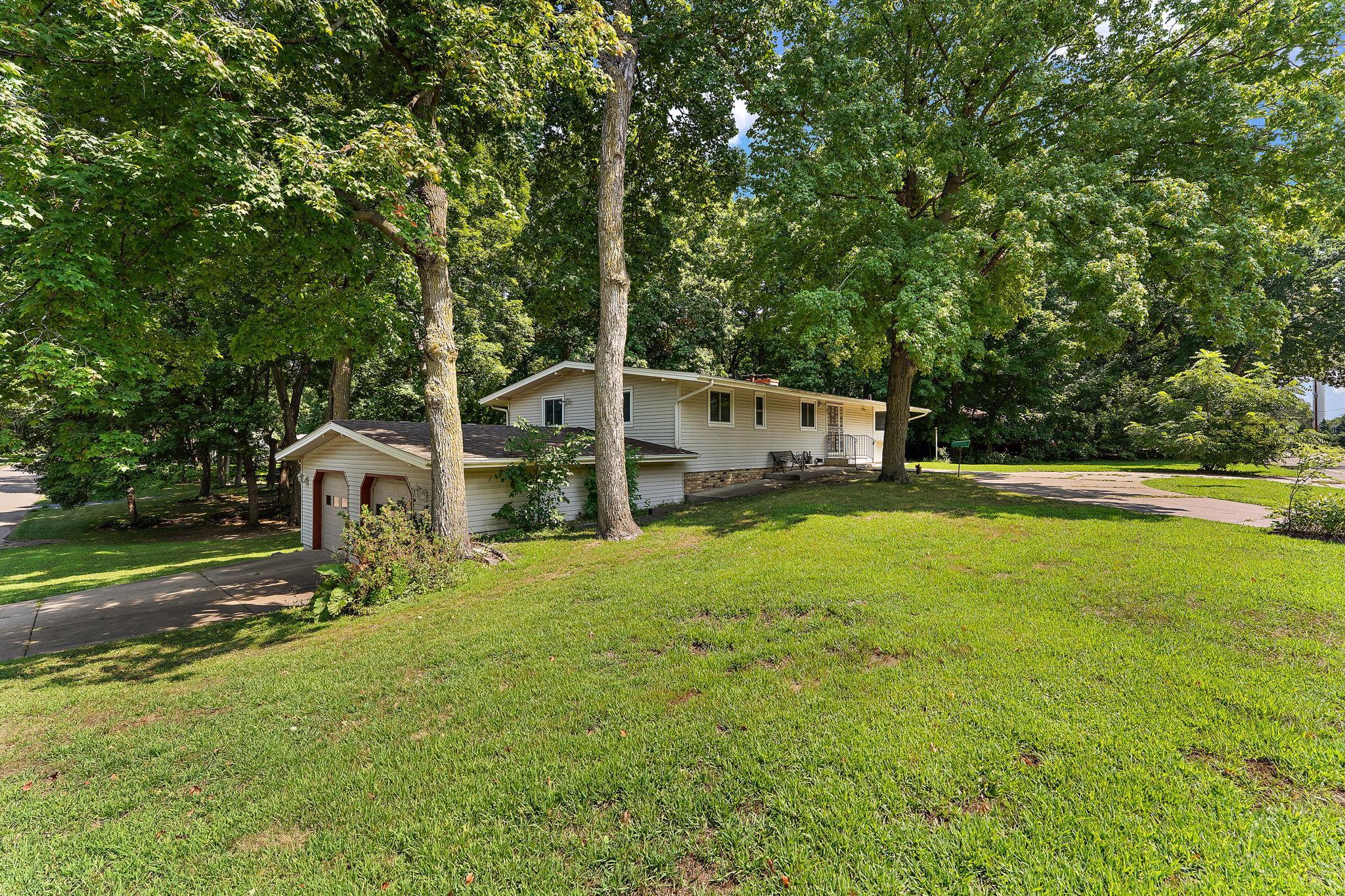 4125 Thrushwood Lane