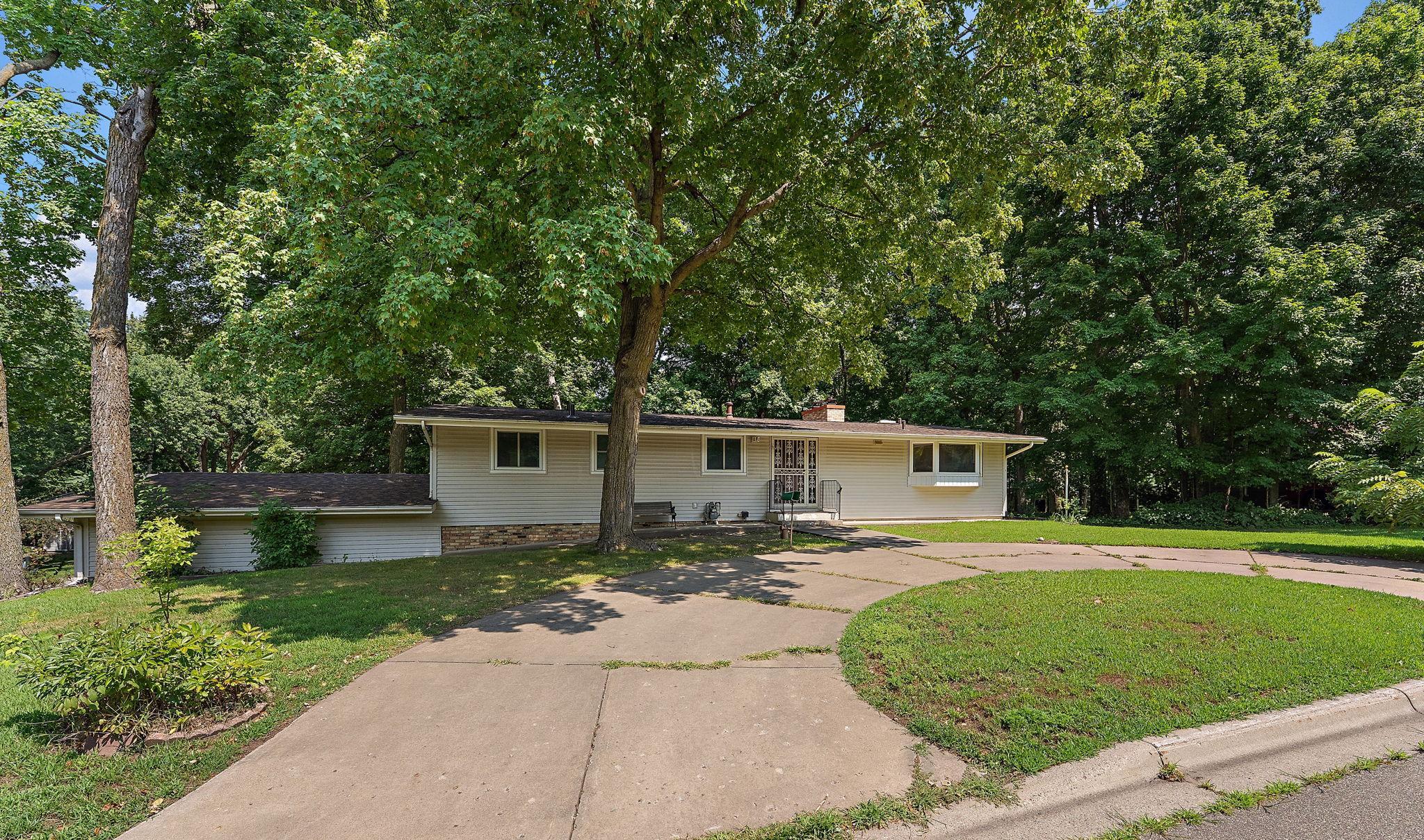 4125 Thrushwood Lane
