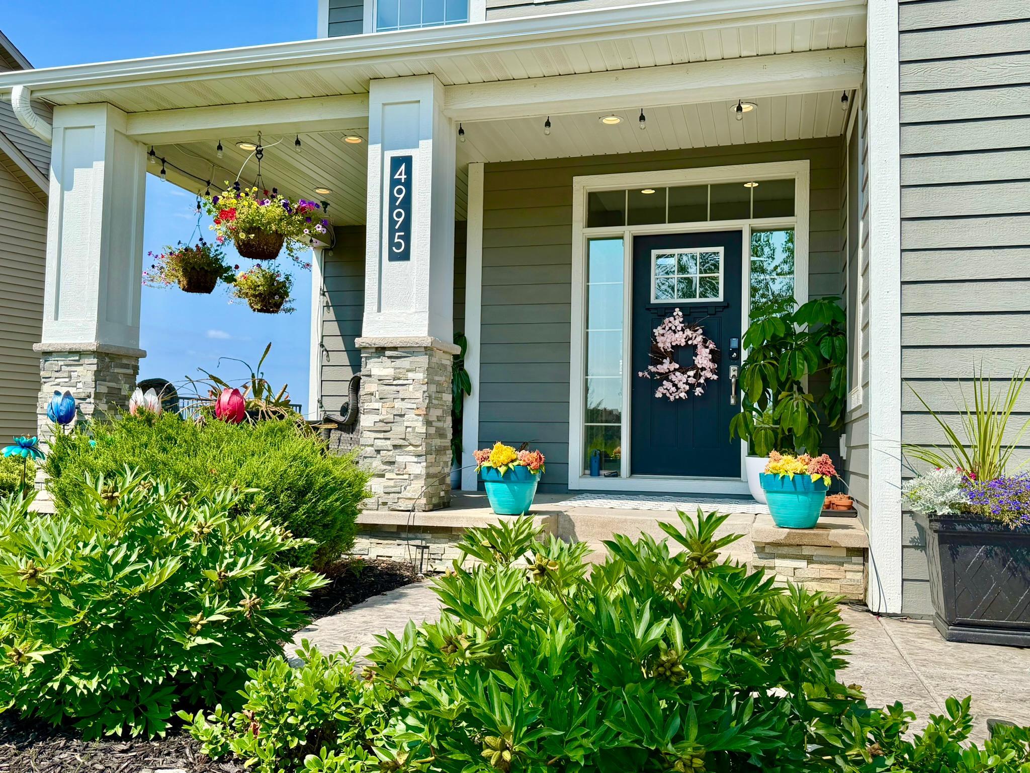 4995 Chalet Court