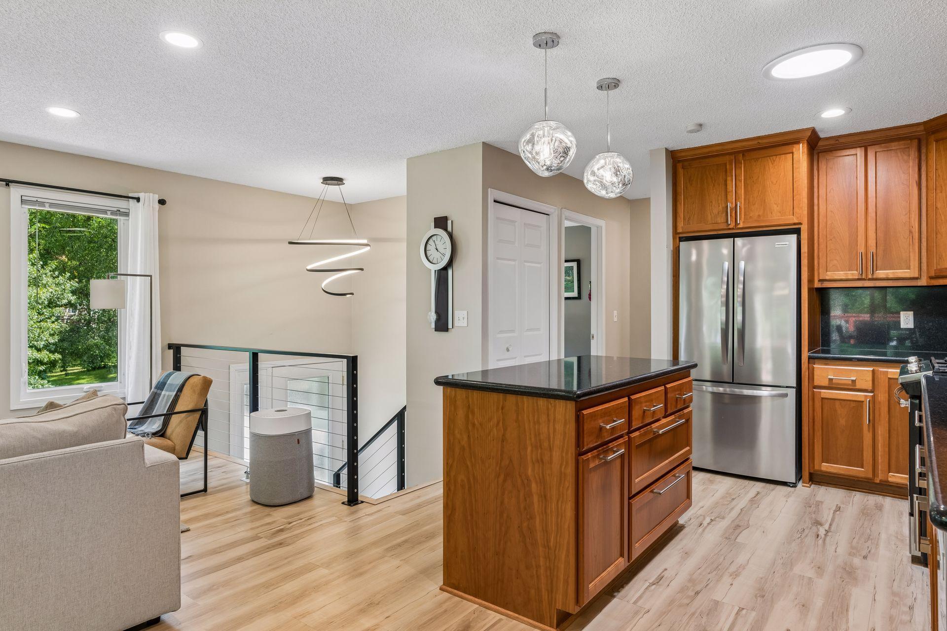 7603 Zinnia Way