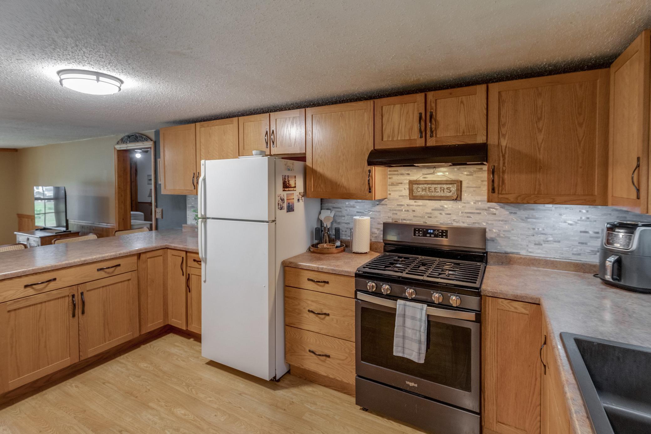 28229 County 93