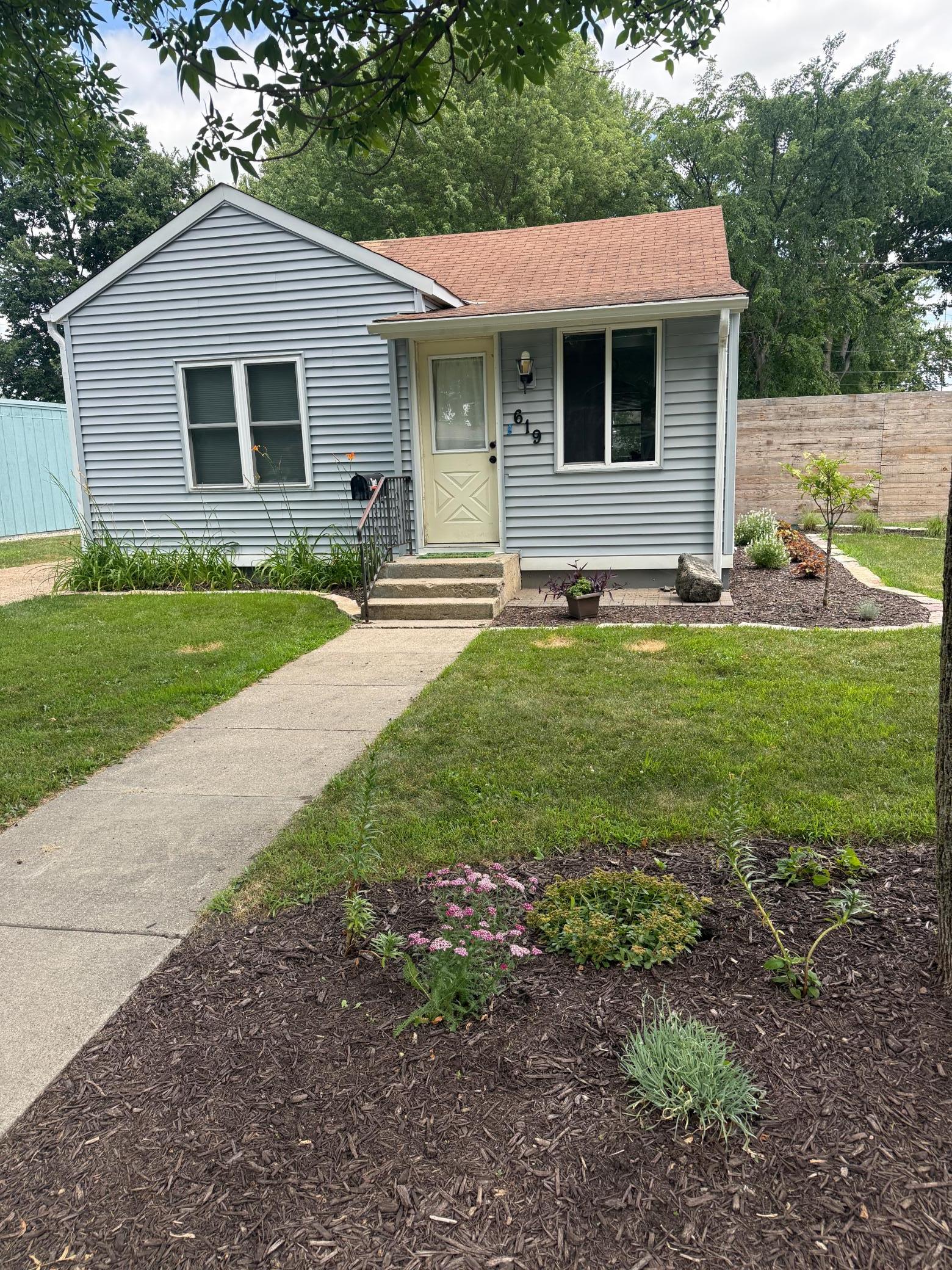 619 Washburne Avenue, Paynesville, MN
