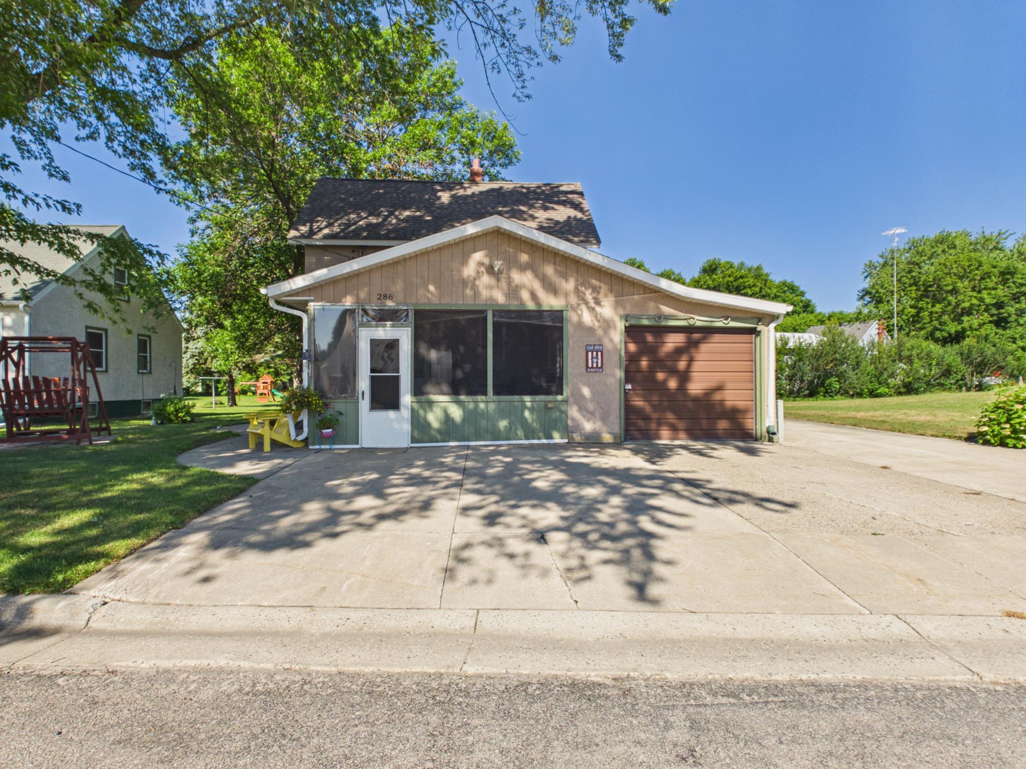 286 Park Avenue, Saint Martin, MN