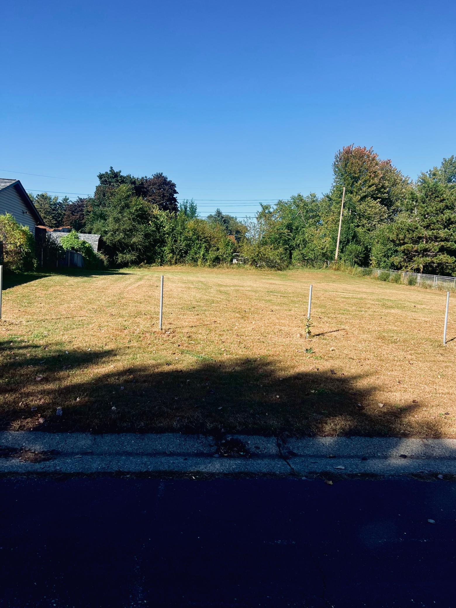 3XX Belmont Lane E
