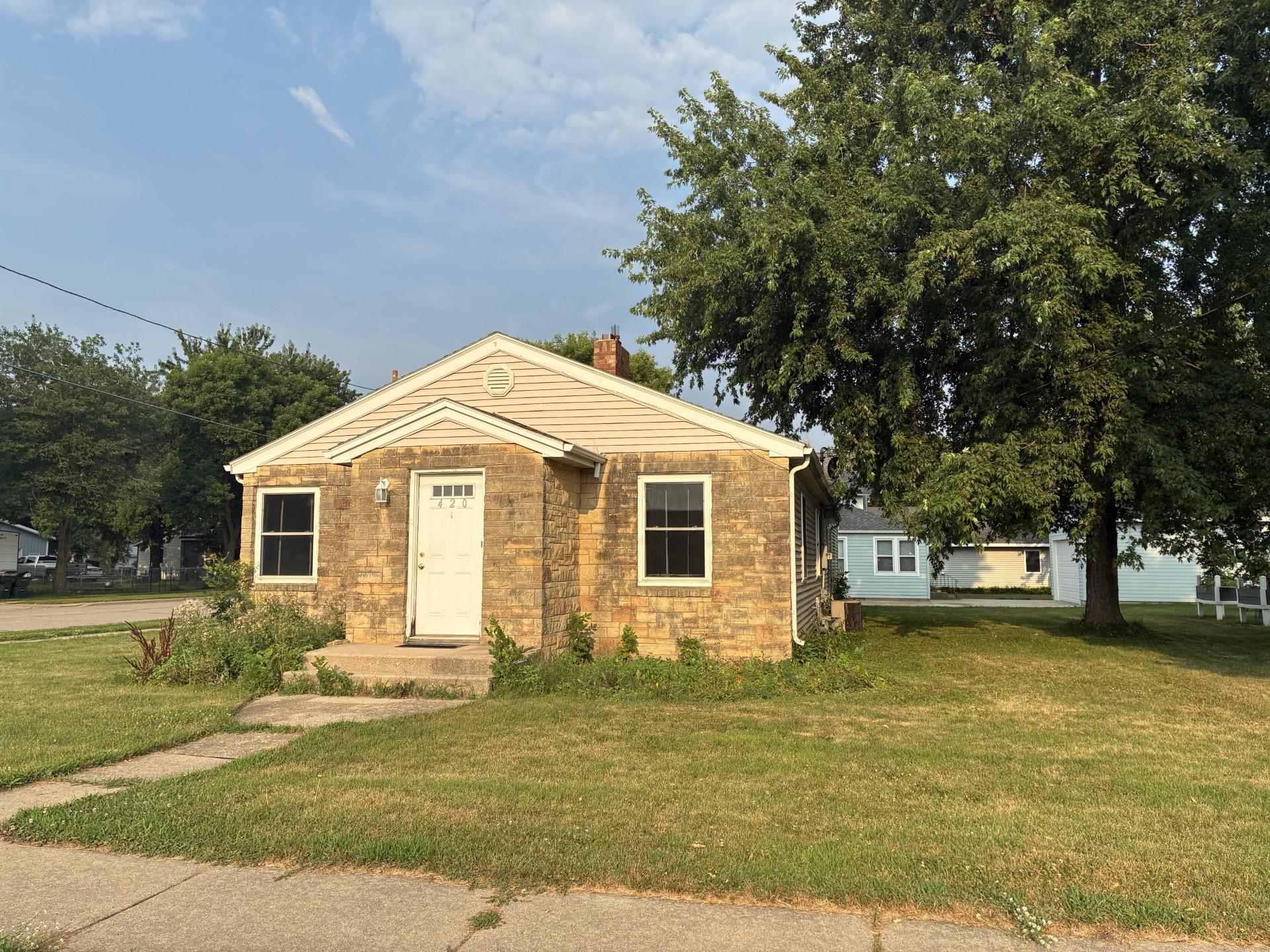 420 Stearns Avenue